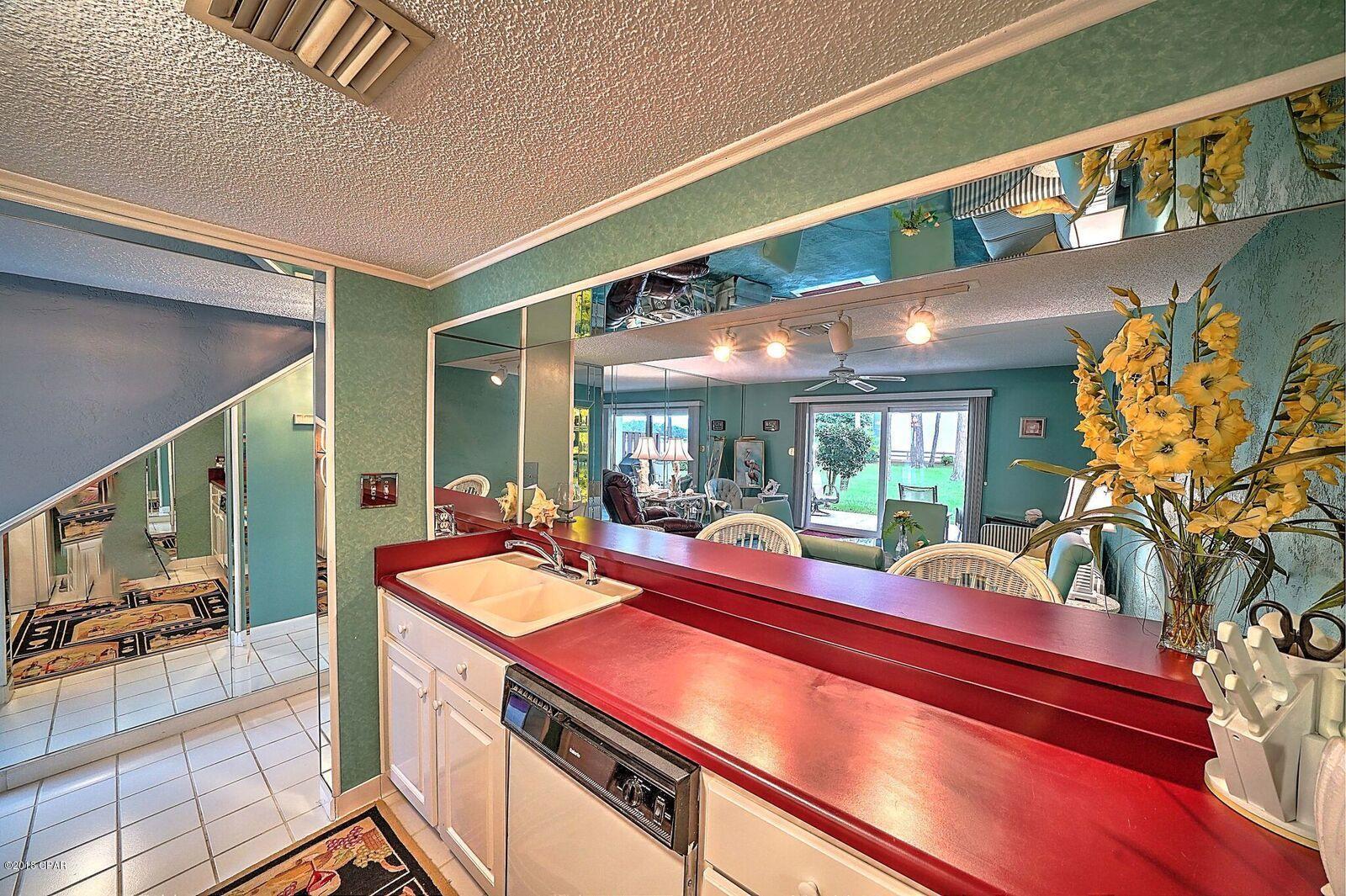 Palisades Condo Ph 1 - Residential