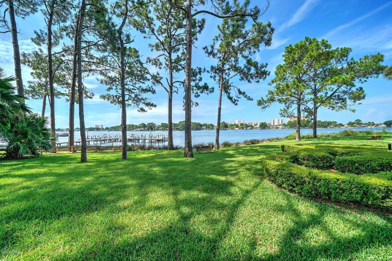 Palisades Condo Ph 1 - Residential