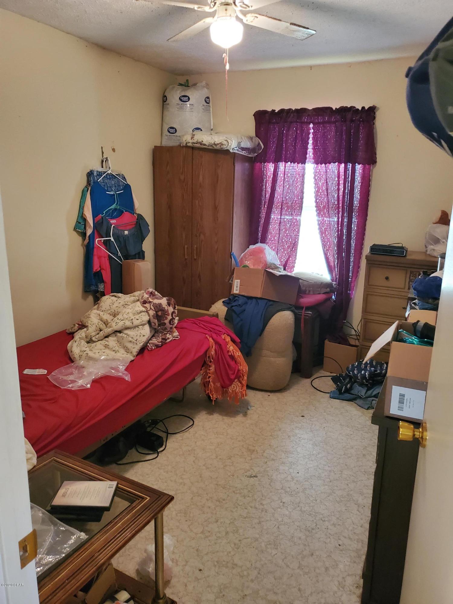 Mitchel Manor - Residential