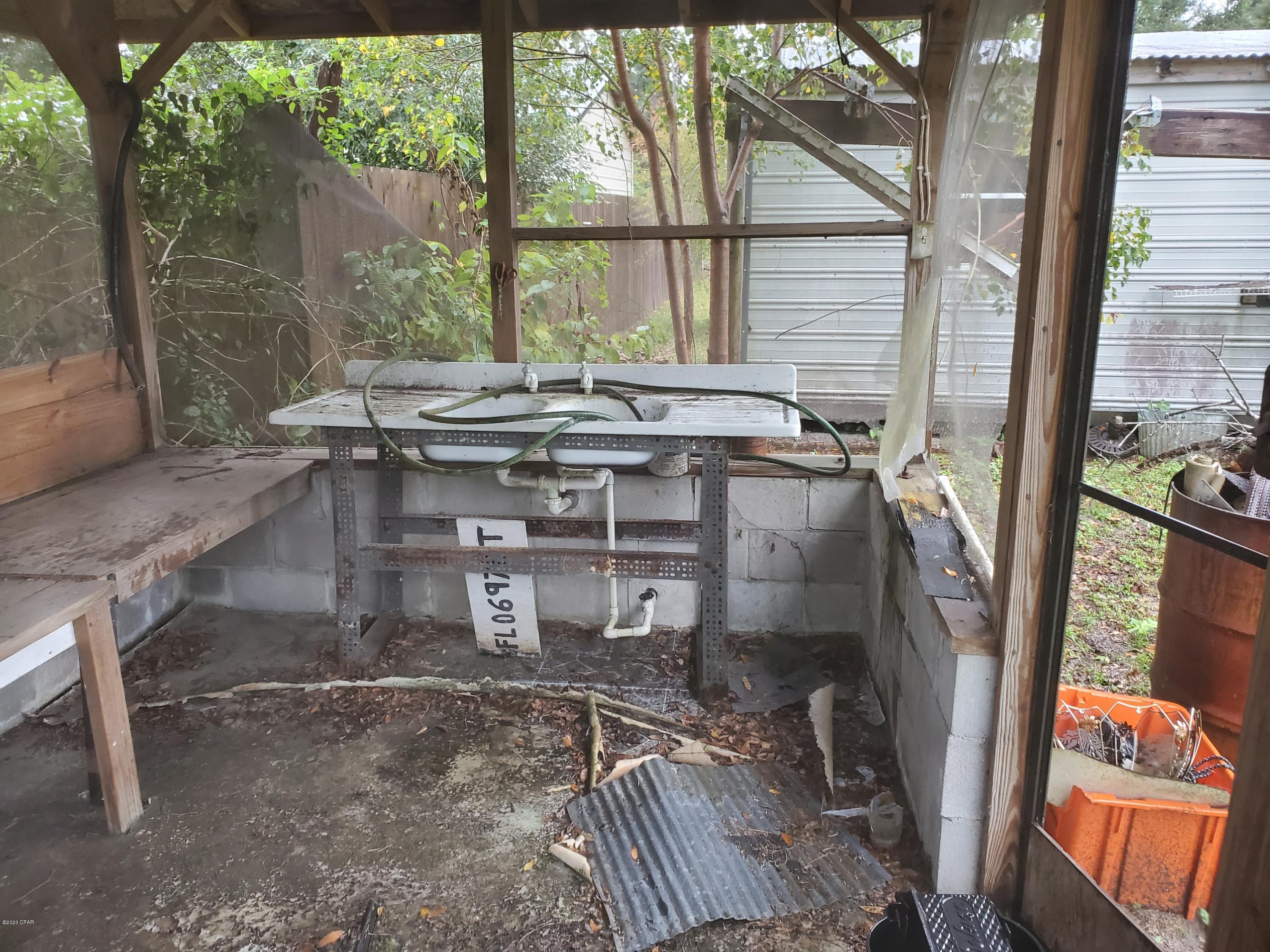 Mitchel Manor - Residential