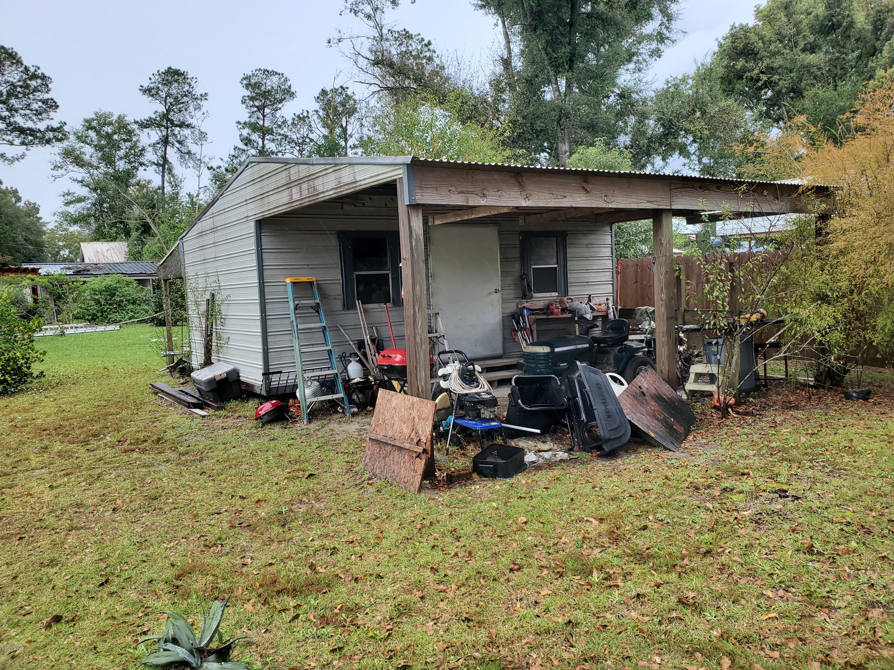 Mitchel Manor - Residential