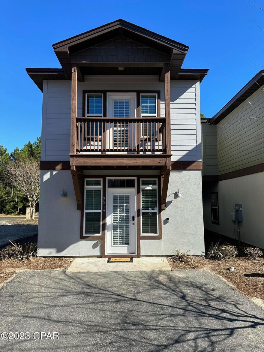 TURN-KEY INVESTOR OPPORTUNITY! RENTAL-READY, SHORT-TERM RENTAL ALLOWED! LVP flooring, Stainless steel appliances, Smart thermostat, Ring camera, New furniture - Newly renovated 3bedroom home. Located in the small charming community just a mile from World's Most Beautiful Beaches. It's perfect for a first time home buyer, growing family or as an investment property! 1st floor spacious living area makes this home very comfortable for relaxing or entertaining. Well-equipped kitchen with breakfast bar and walk-in pantry, fully-fenced backyard with cozy outdoor furniture. Second floor features a large master bedroom with walk-in closet, bunk room and front bedroom with a cute balcony. Very difficult to obtain anything this close to the beach at this price point. POTENTIAL GROSS INCOME UP TO 50k