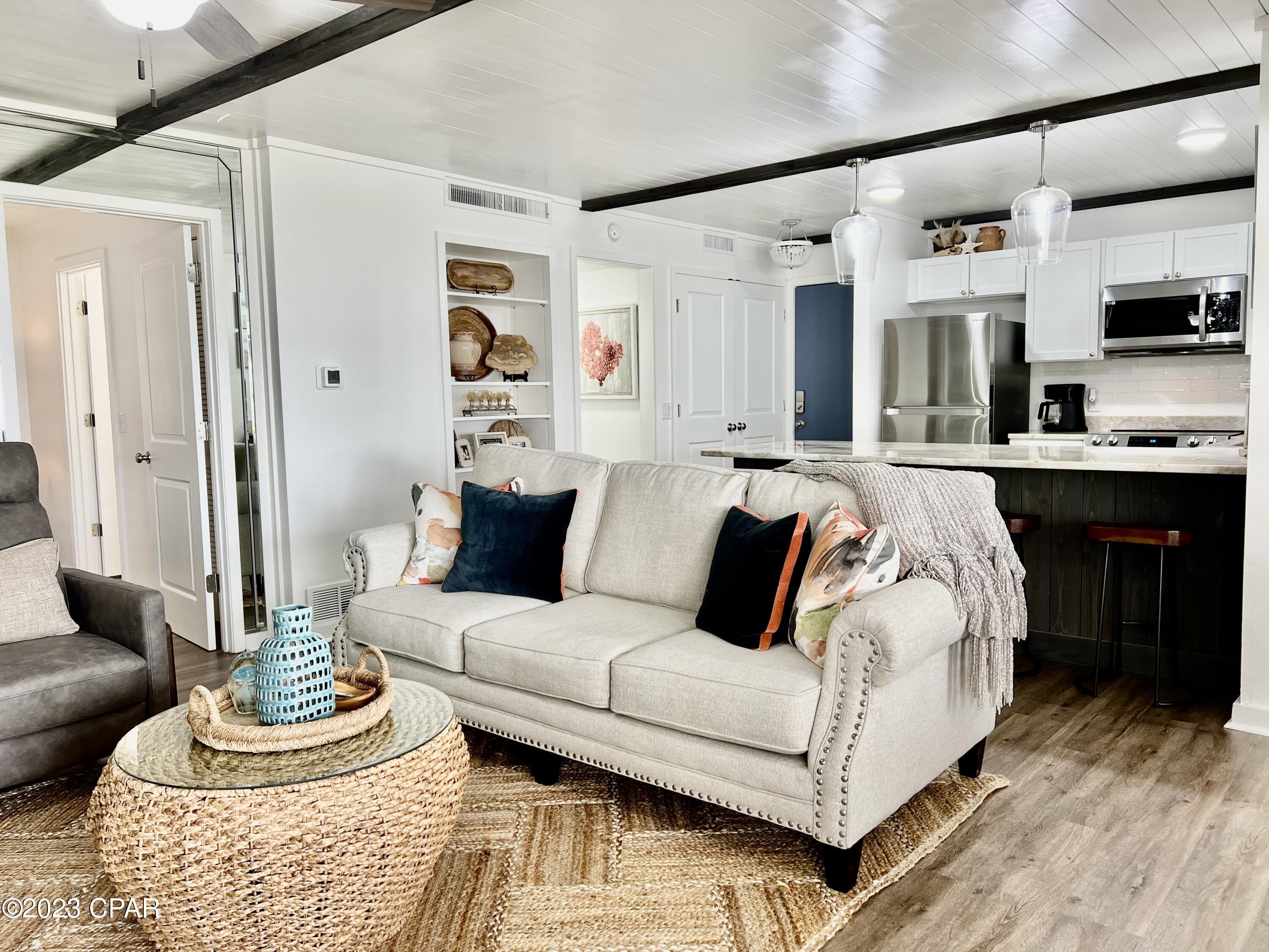 Bay Point Harbour Villas - Residential