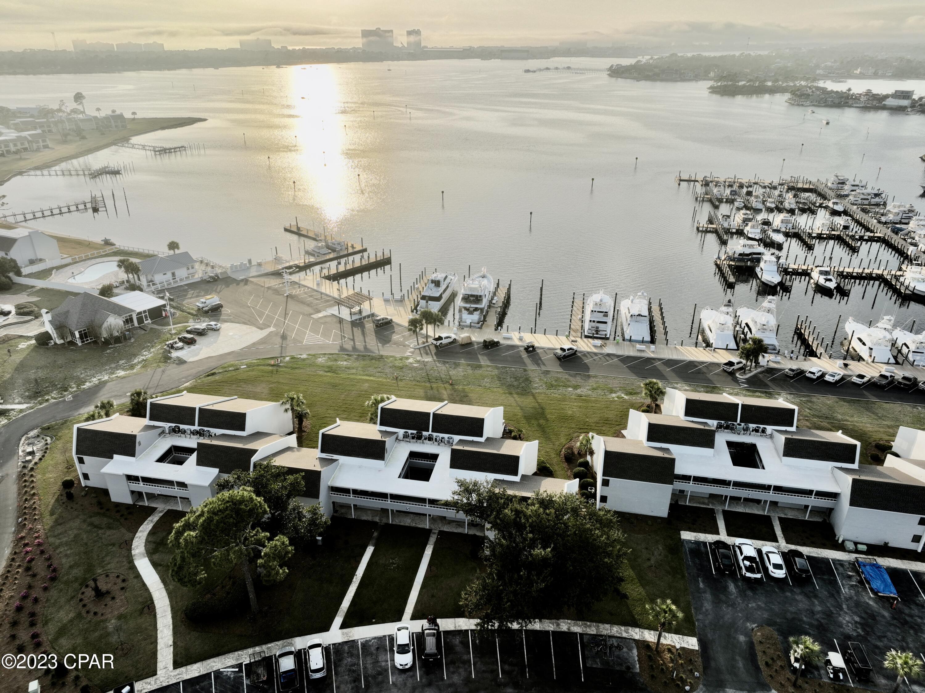 Bay Point Harbour Villas - Residential