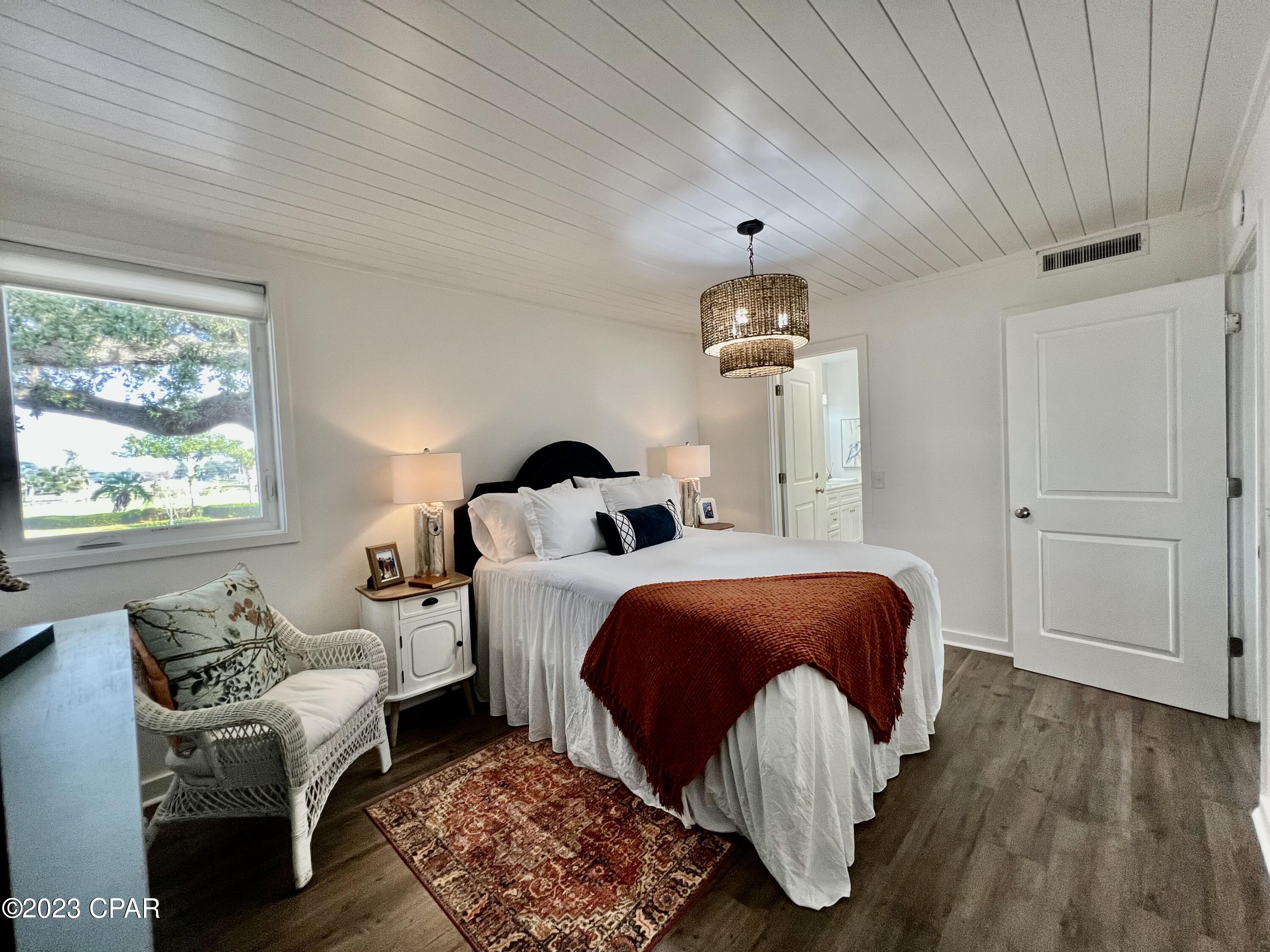 Bay Point Harbour Villas - Residential