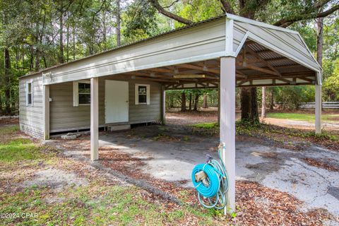 A home in Chipley