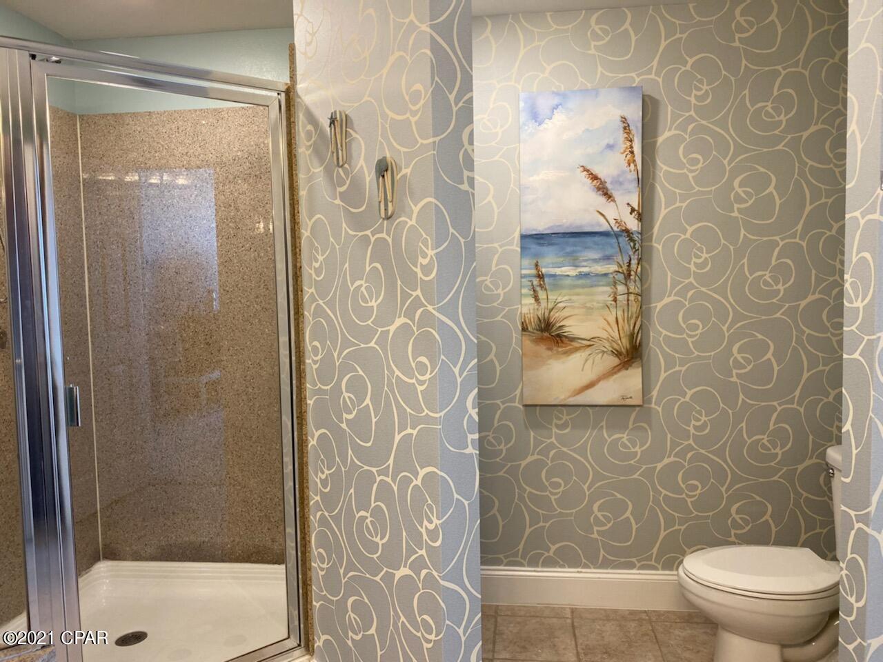 Laketown Wharf - Residential