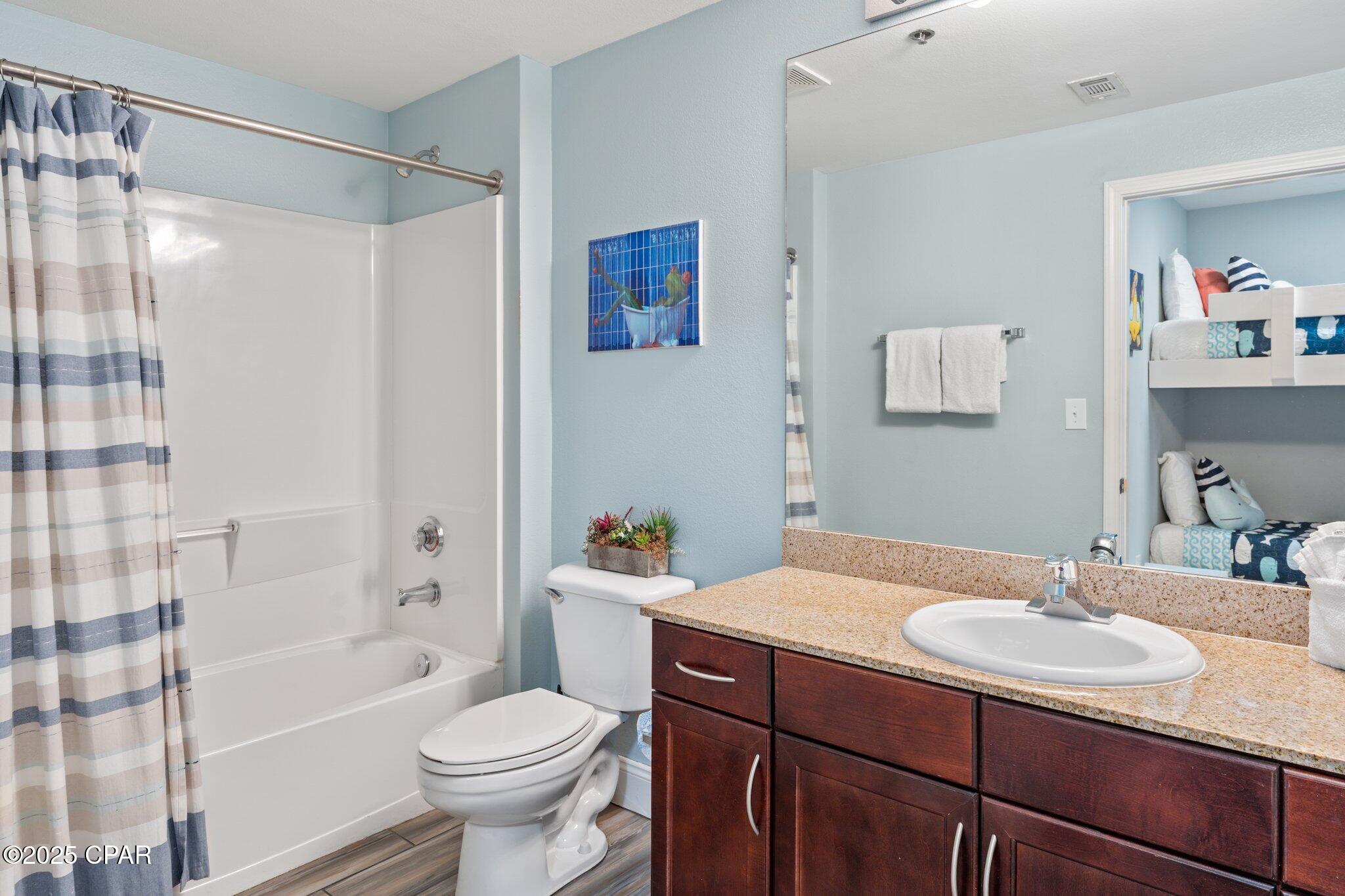 Laketown Wharf - Residential