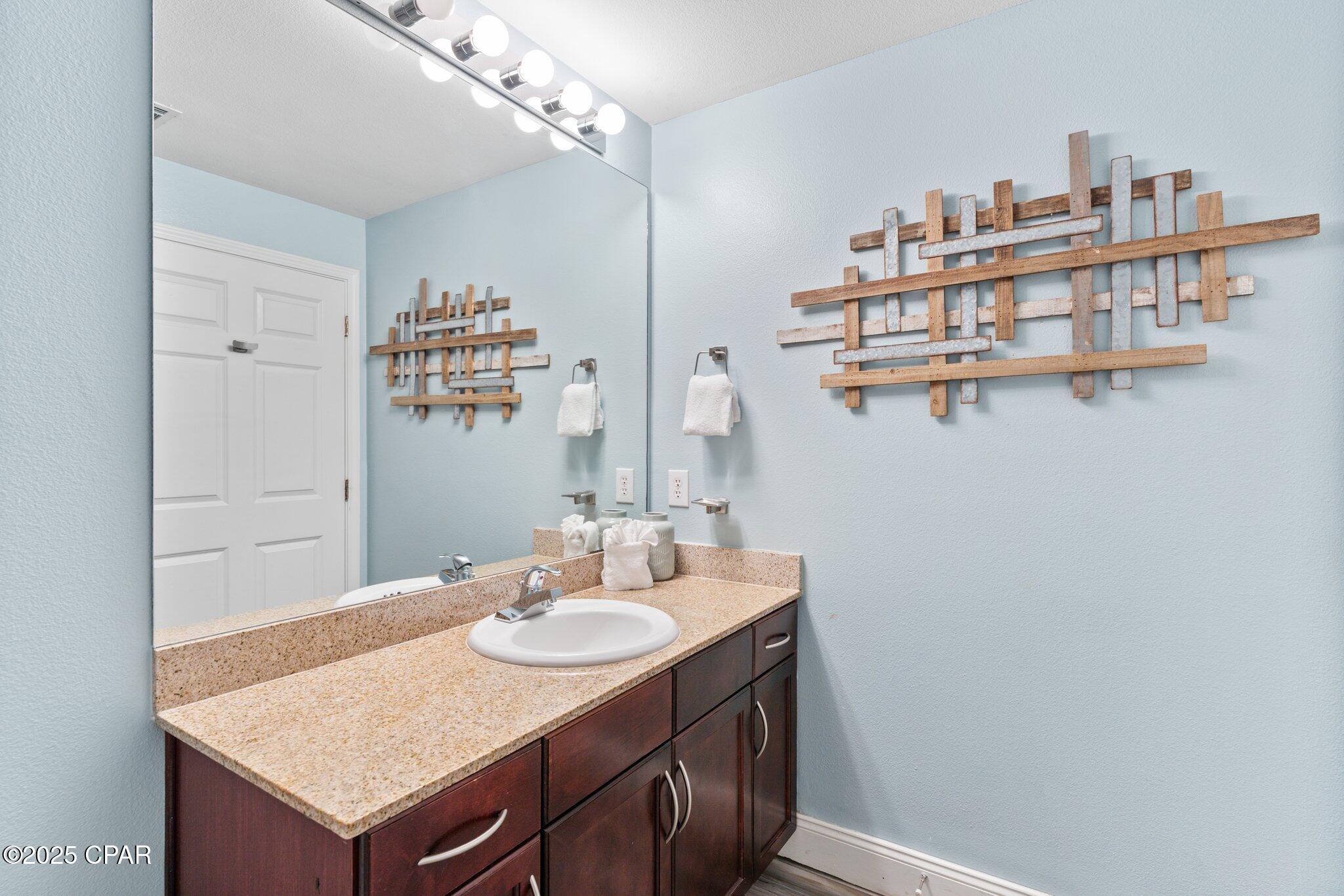 Laketown Wharf - Residential