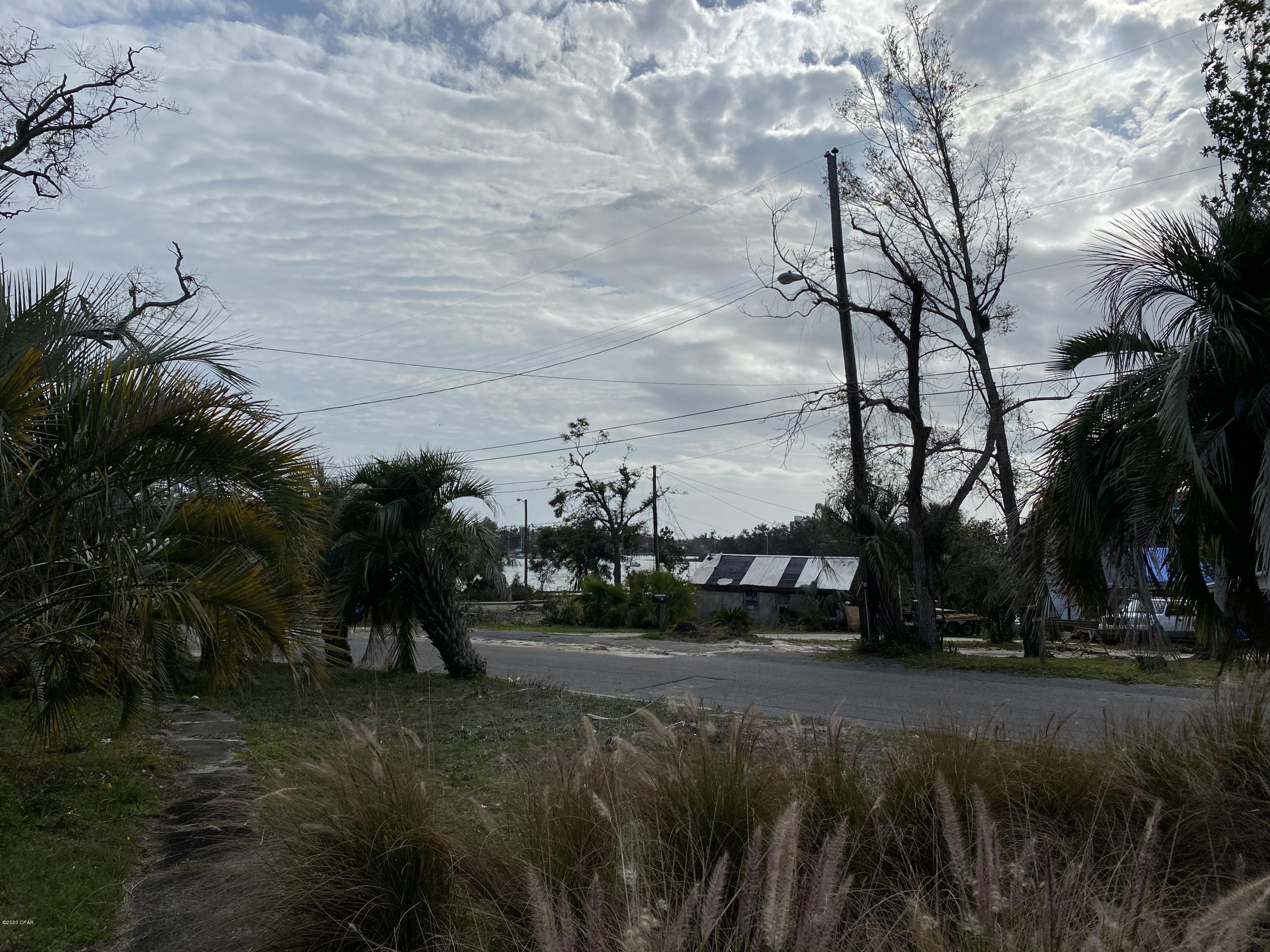 Sudduths 1st Add - Residential