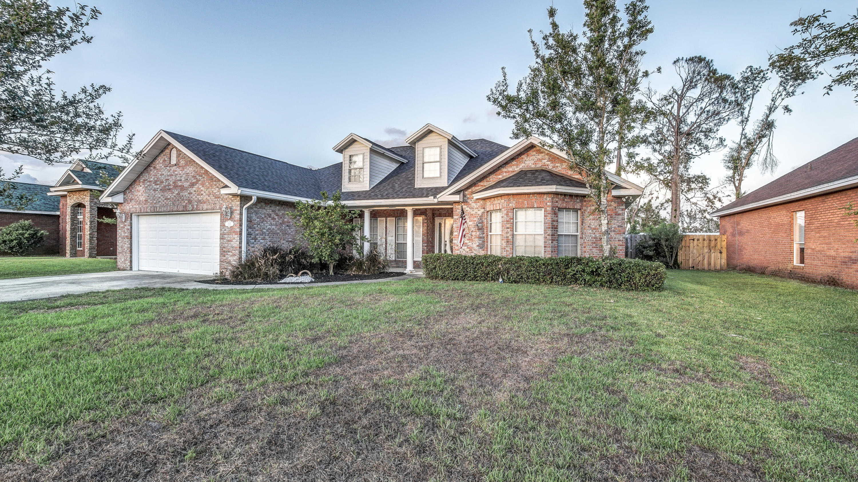 Huntington Ridge - Residential