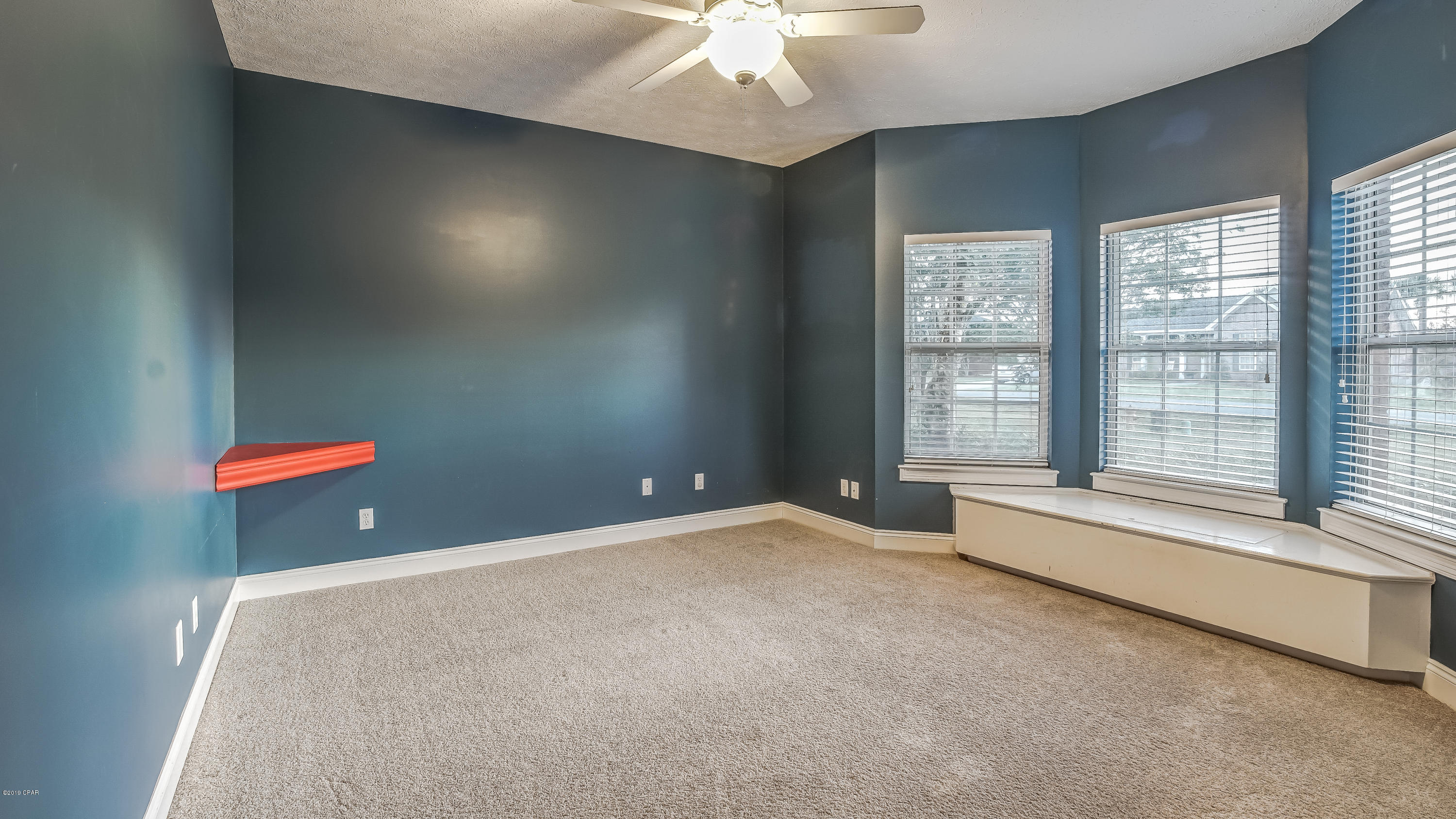 Huntington Ridge - Residential