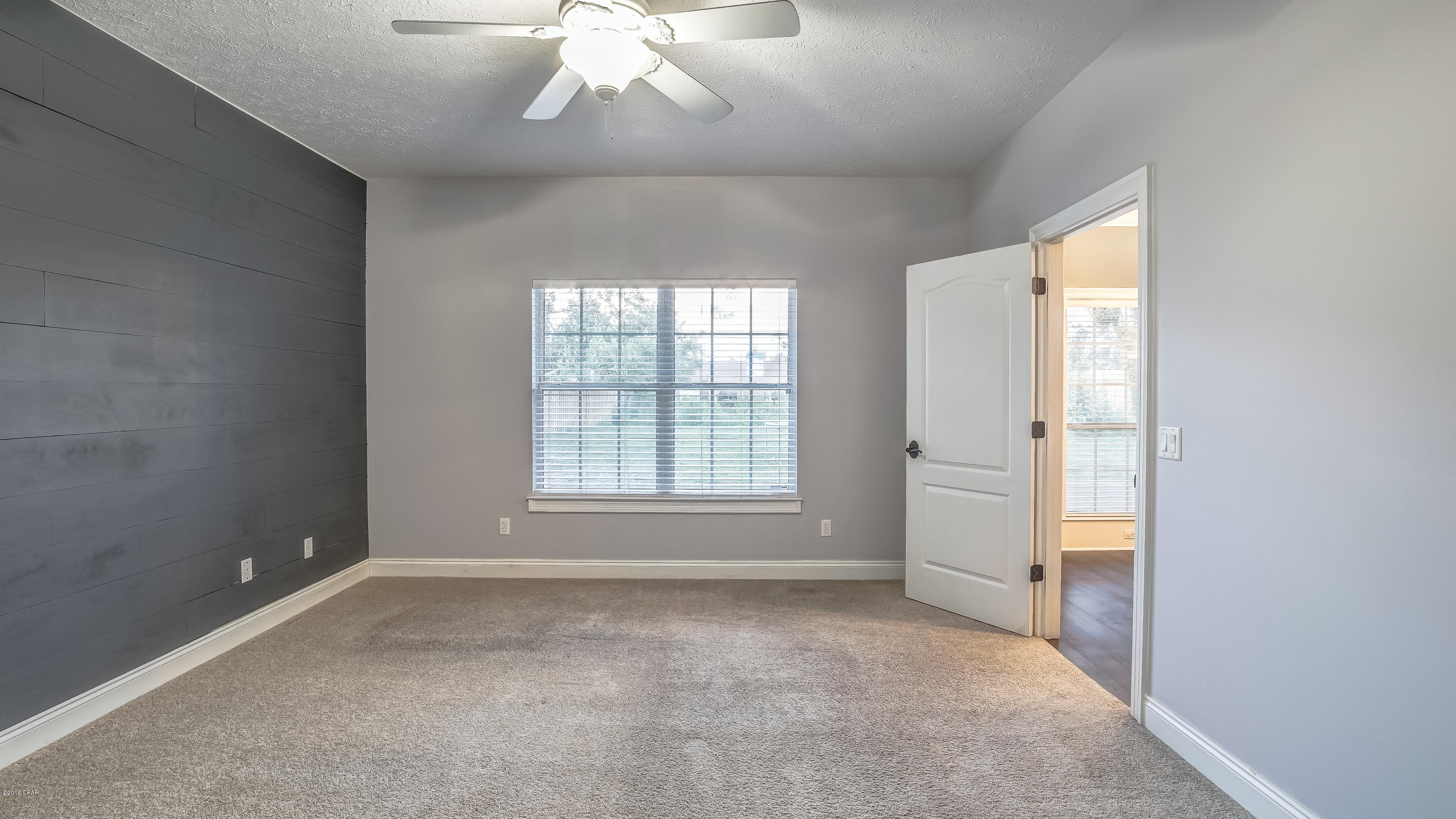 Huntington Ridge - Residential