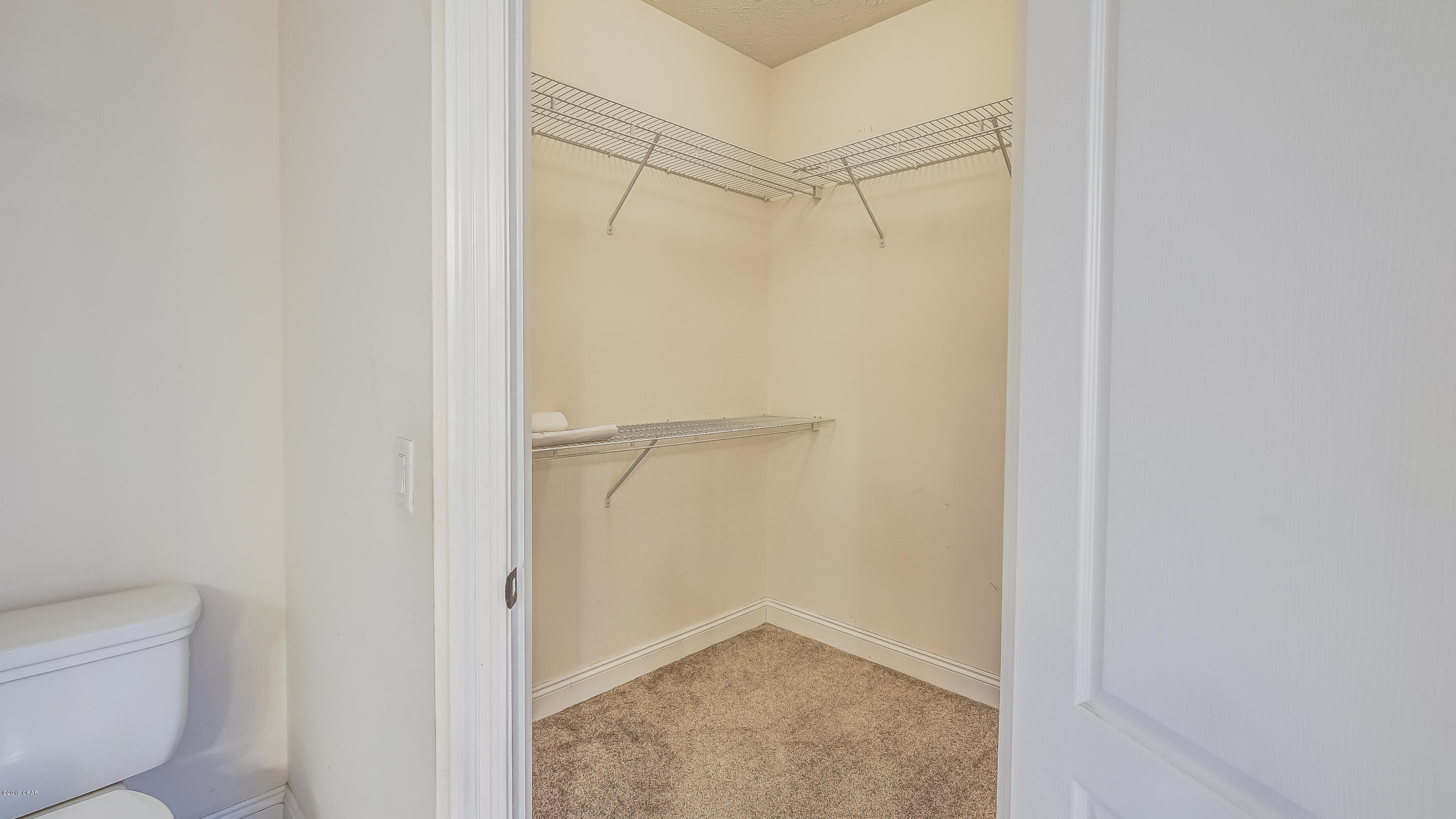 Huntington Ridge - Residential