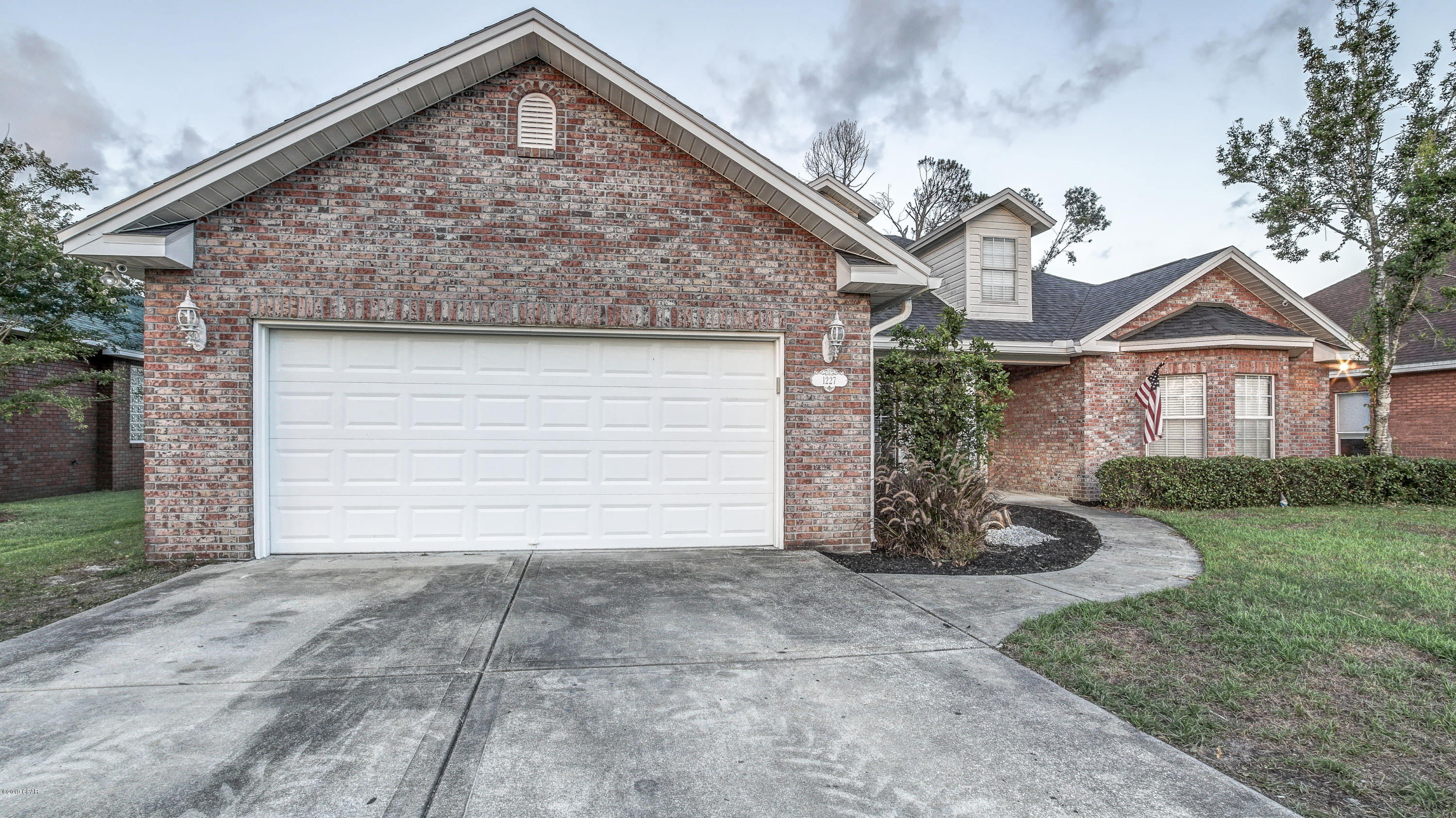 Huntington Ridge - Residential