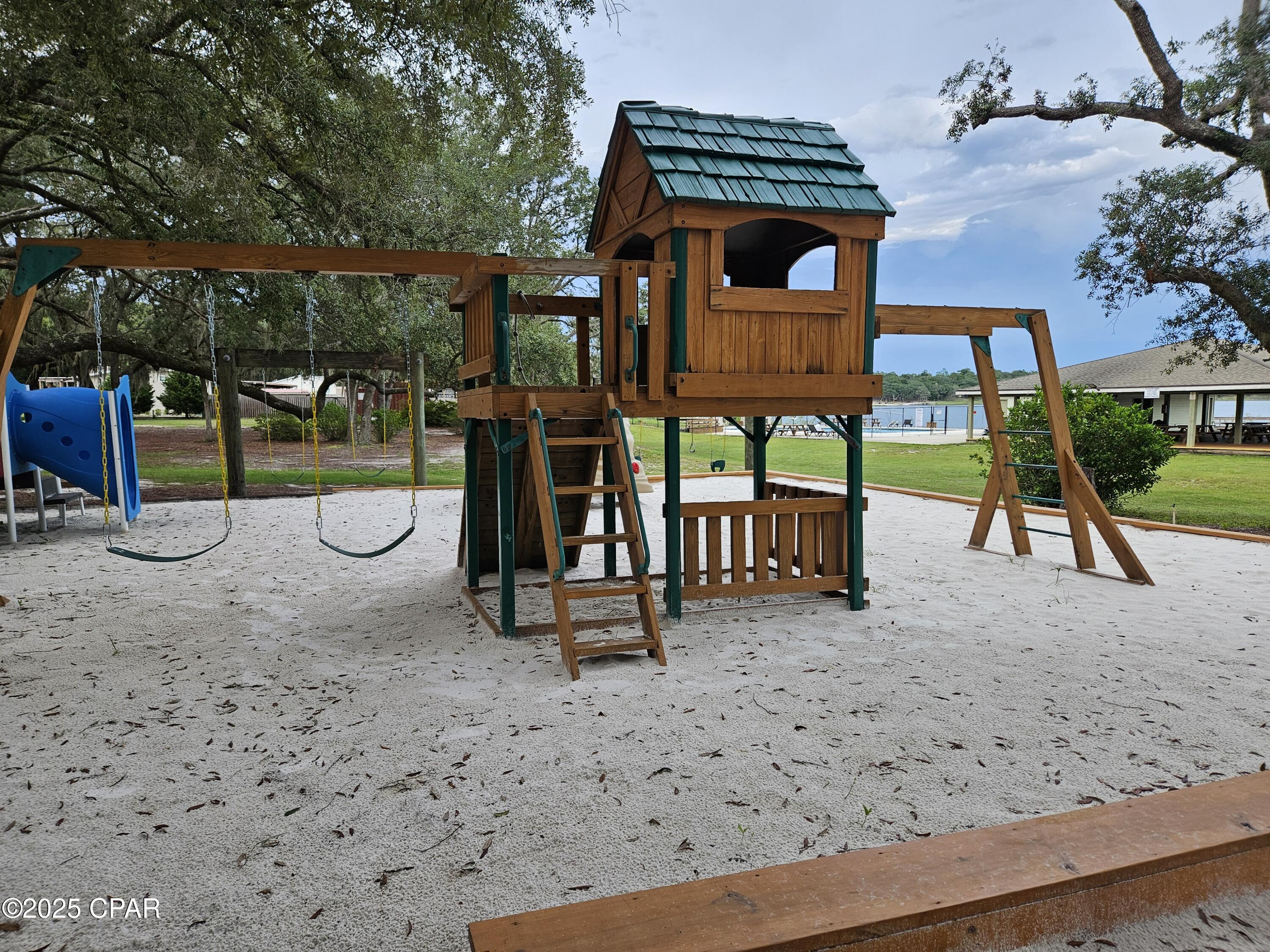 Leisure Lakes - Land