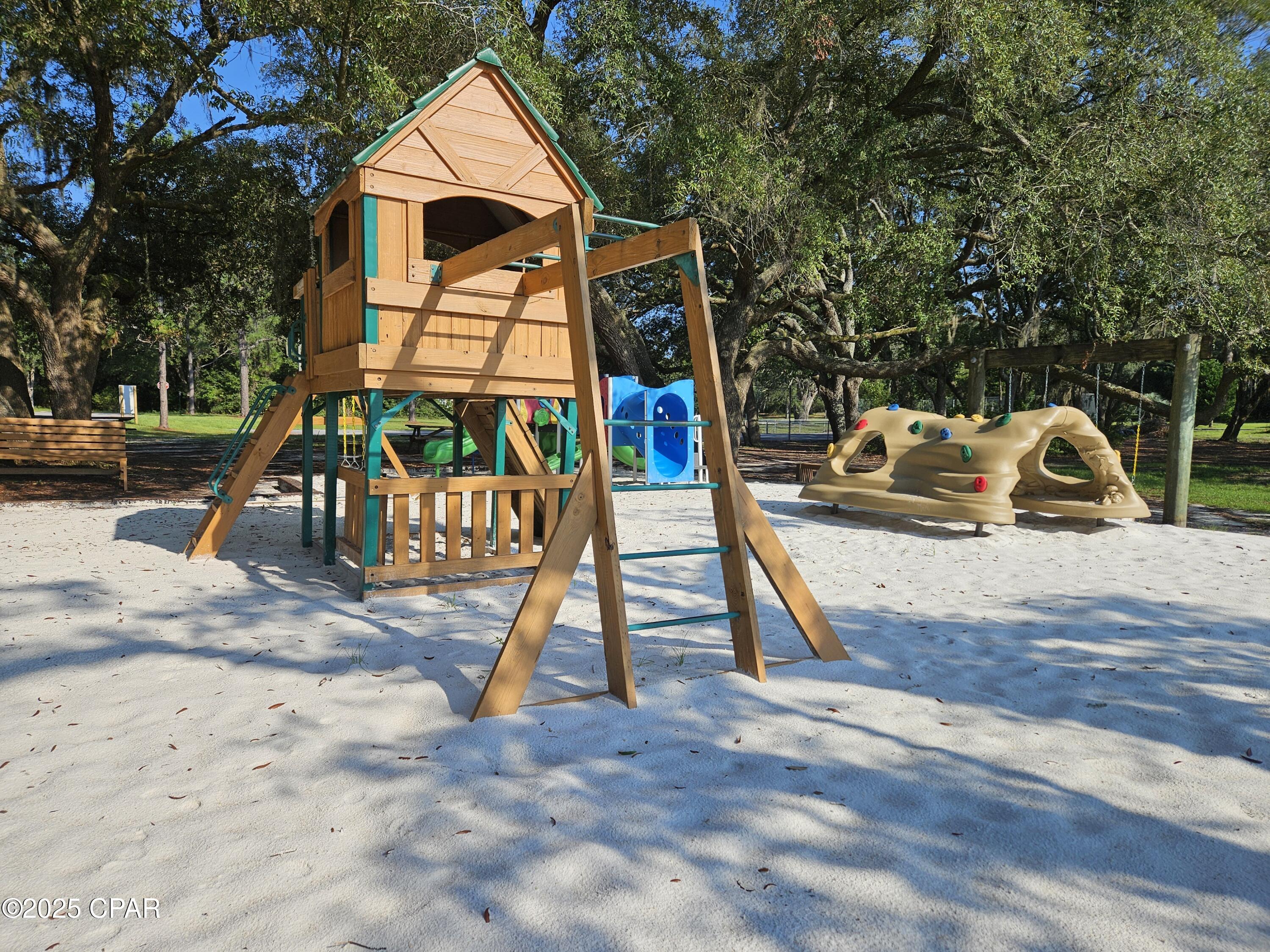 Leisure Lakes - Land