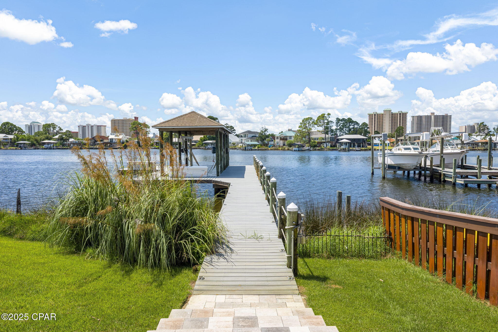 Grand Lagoon Banks - Residential