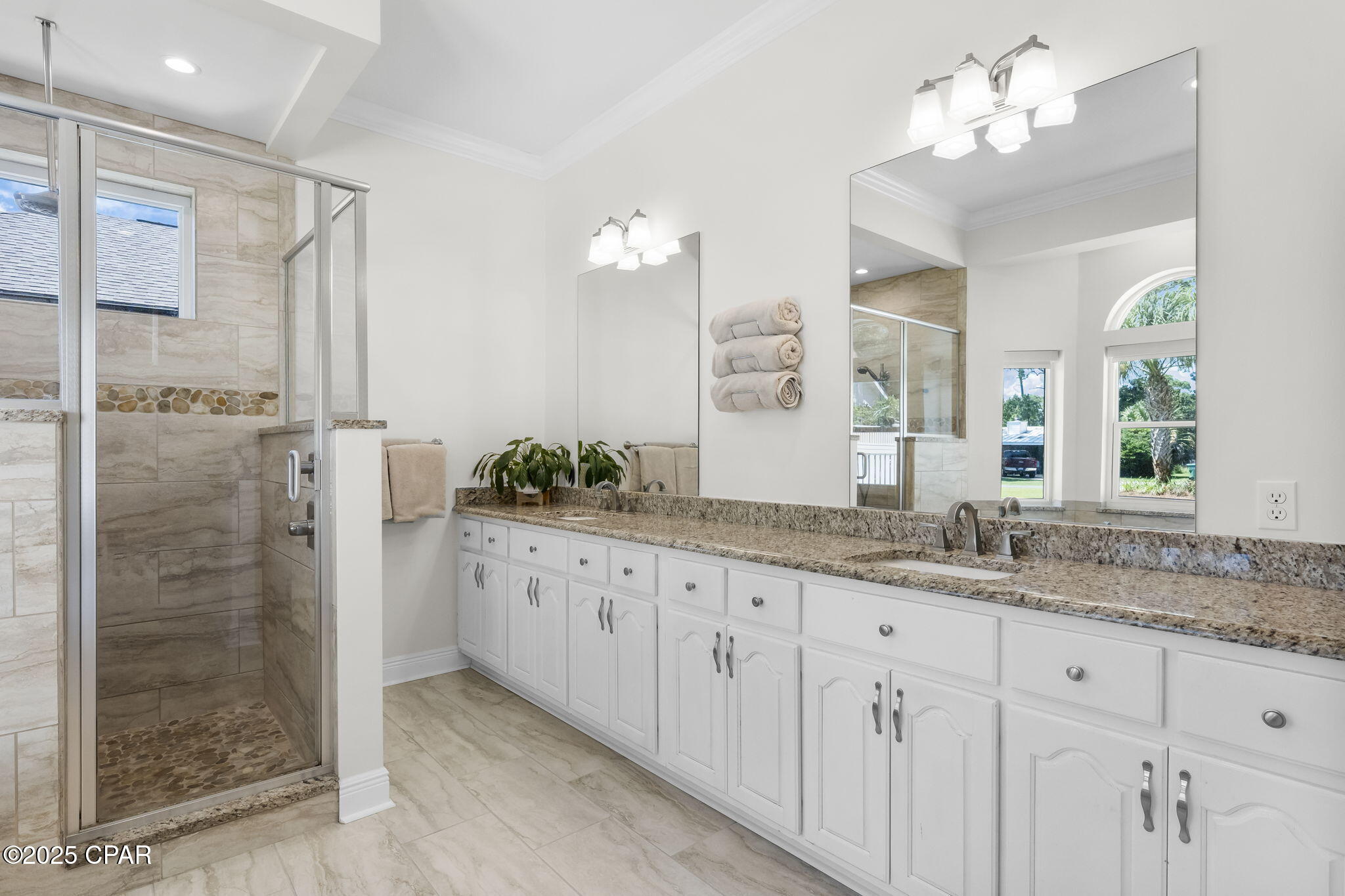 Grand Lagoon Banks - Residential