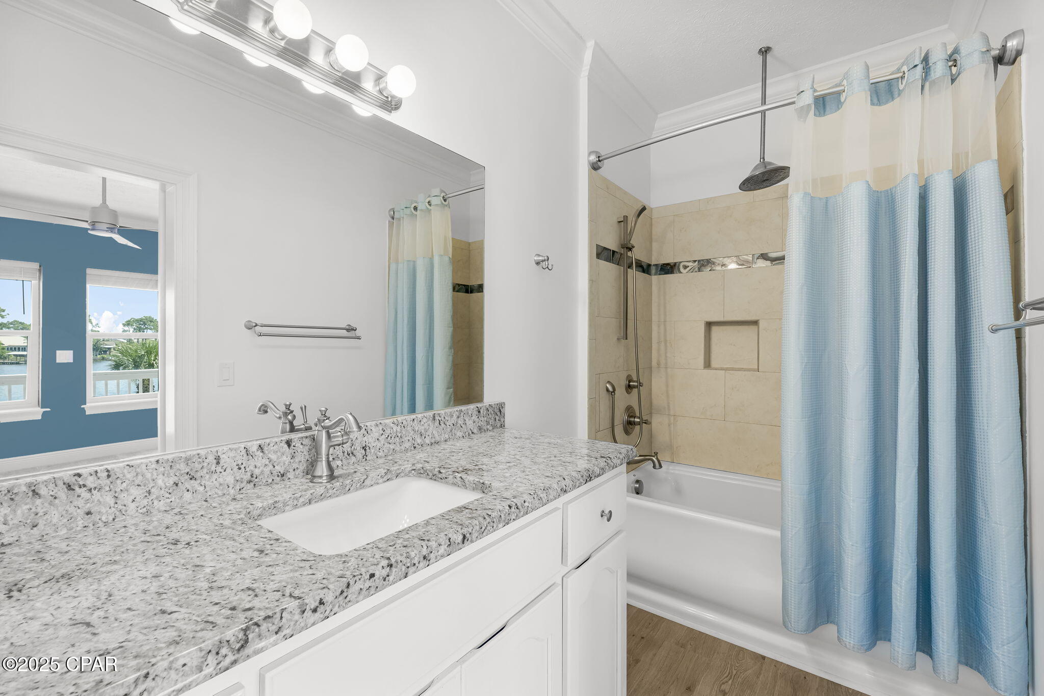 Grand Lagoon Banks - Residential