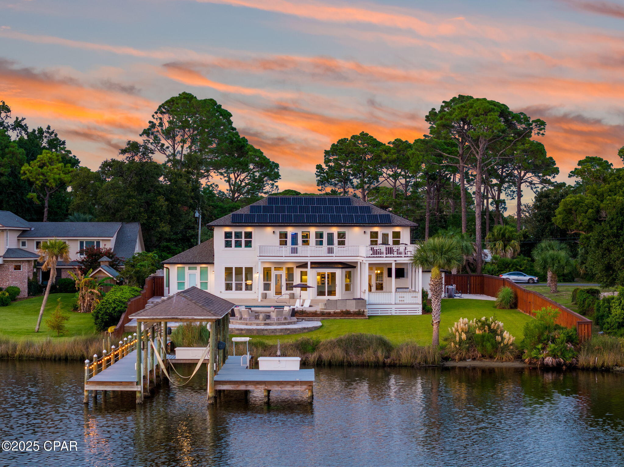 Grand Lagoon Banks - Residential
