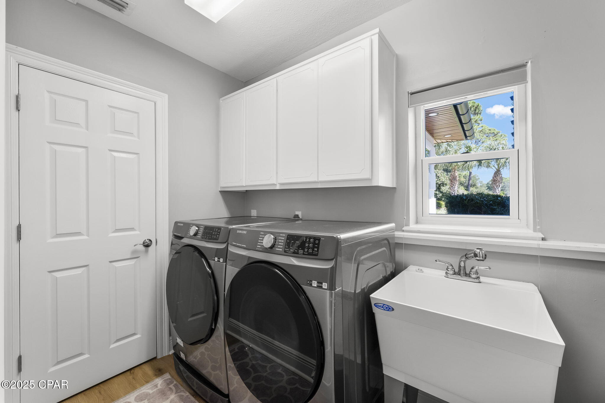 Grand Lagoon Banks - Residential