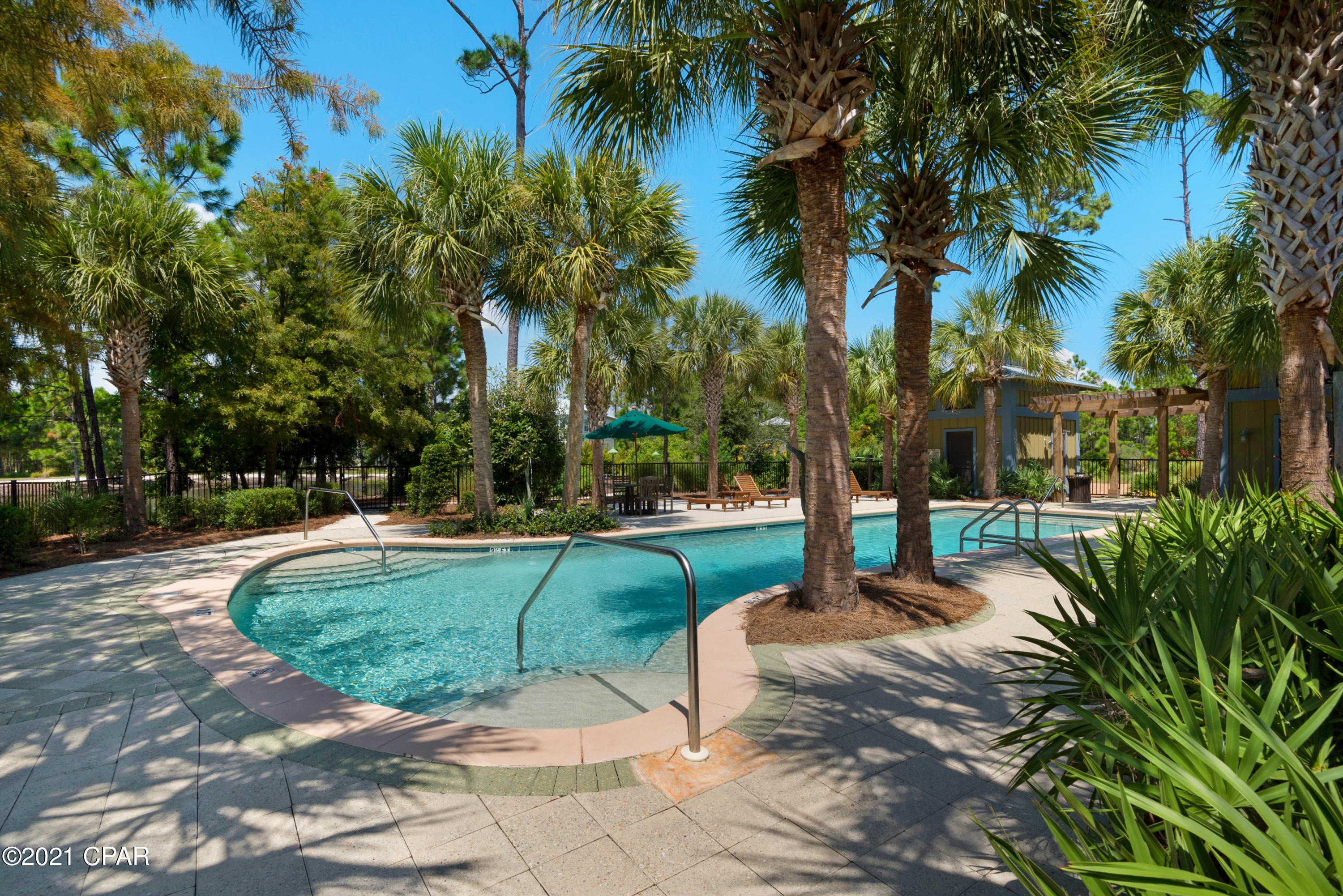 Martinique Phase II - Land