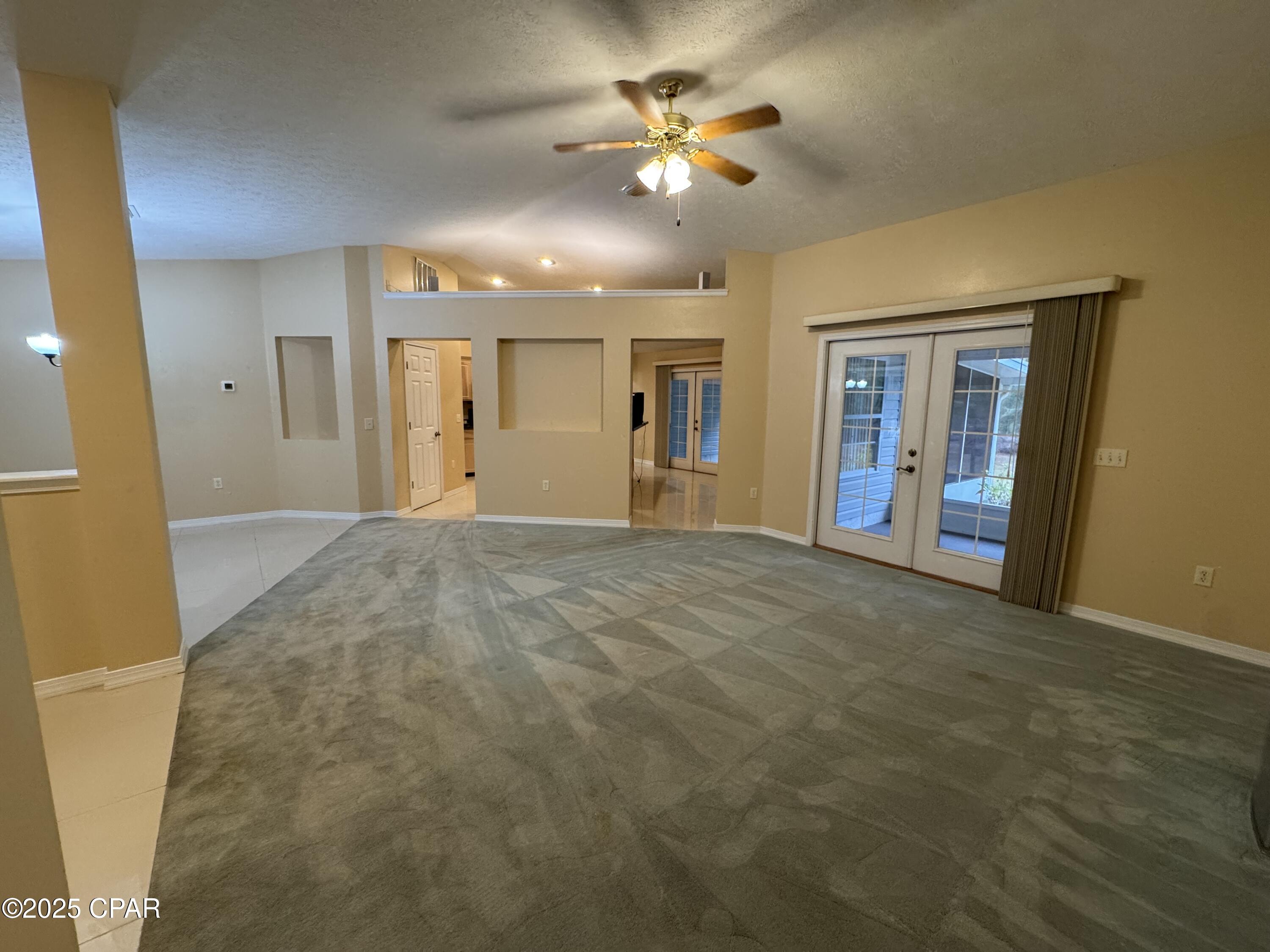 Leisure Lakes - Residential