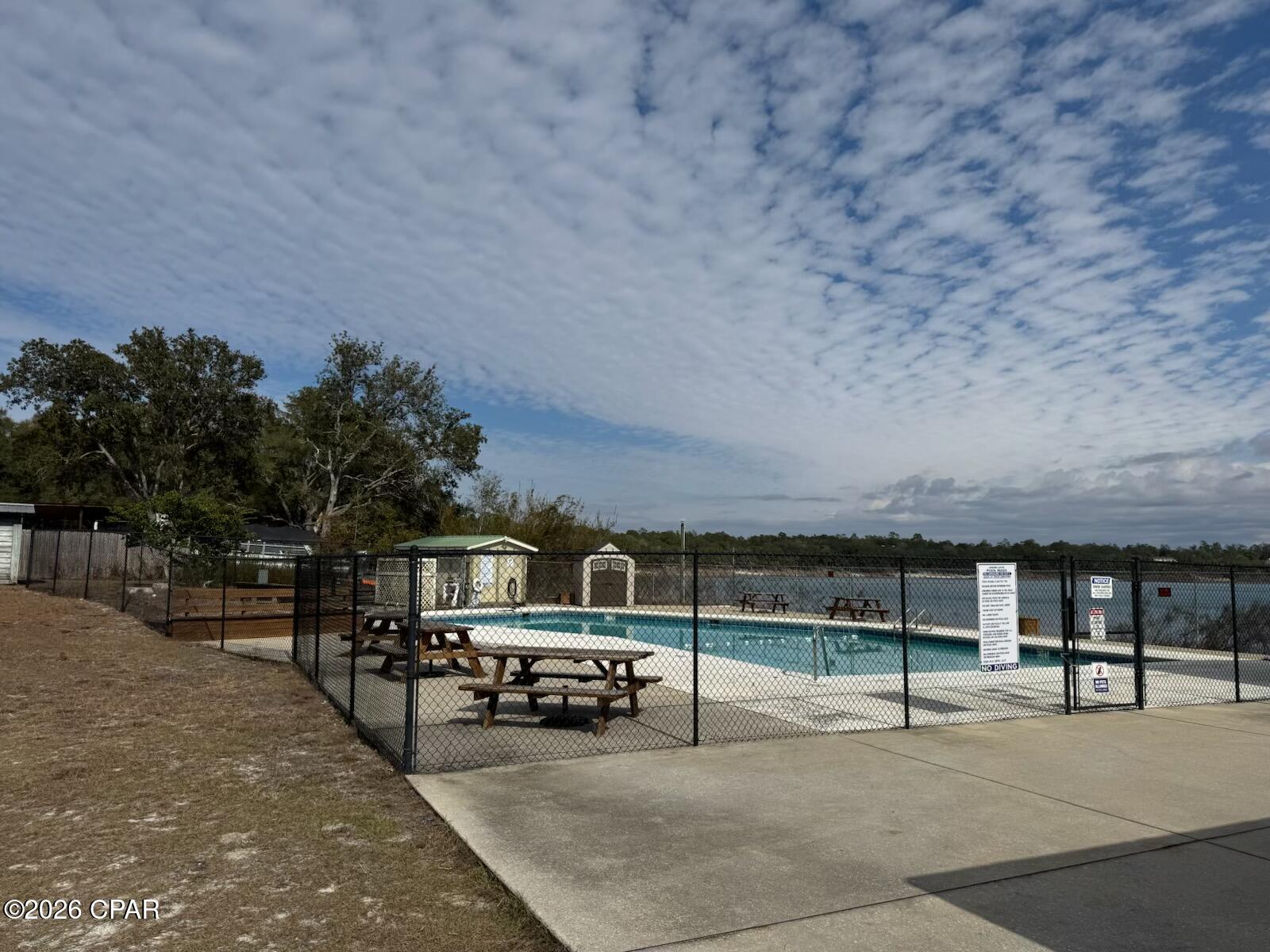 Leisure Lakes - Residential