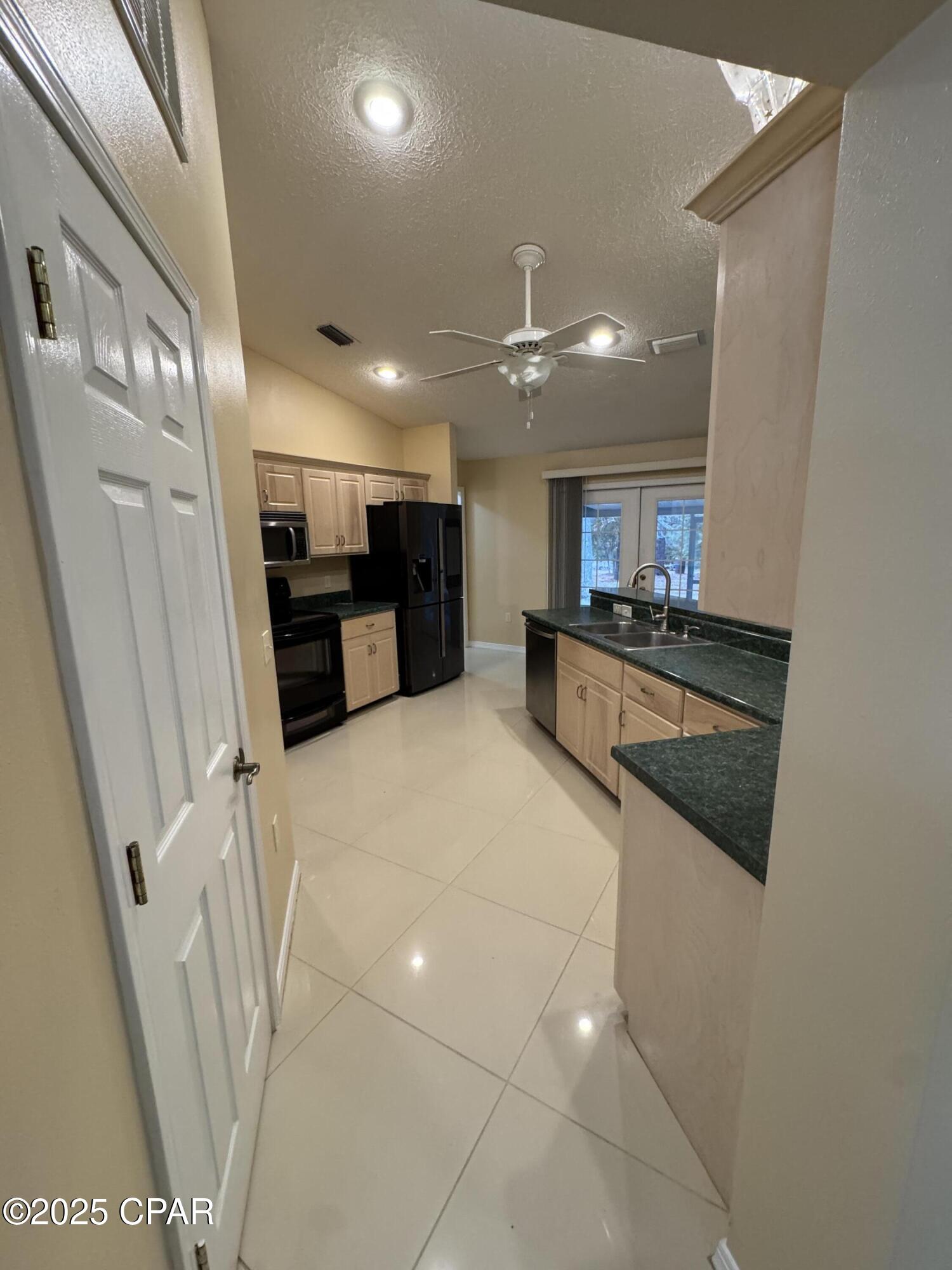 Leisure Lakes - Residential