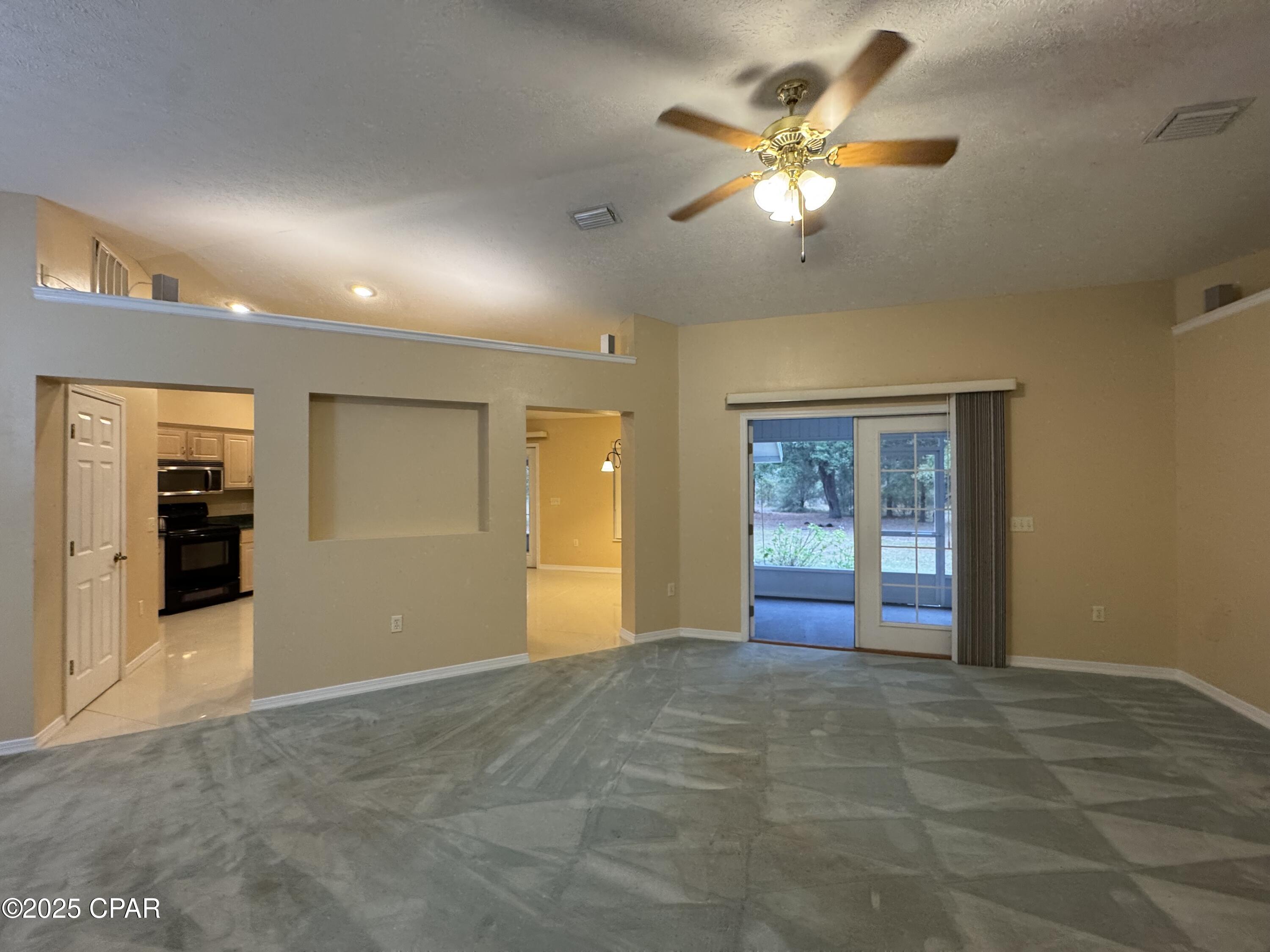 Leisure Lakes - Residential