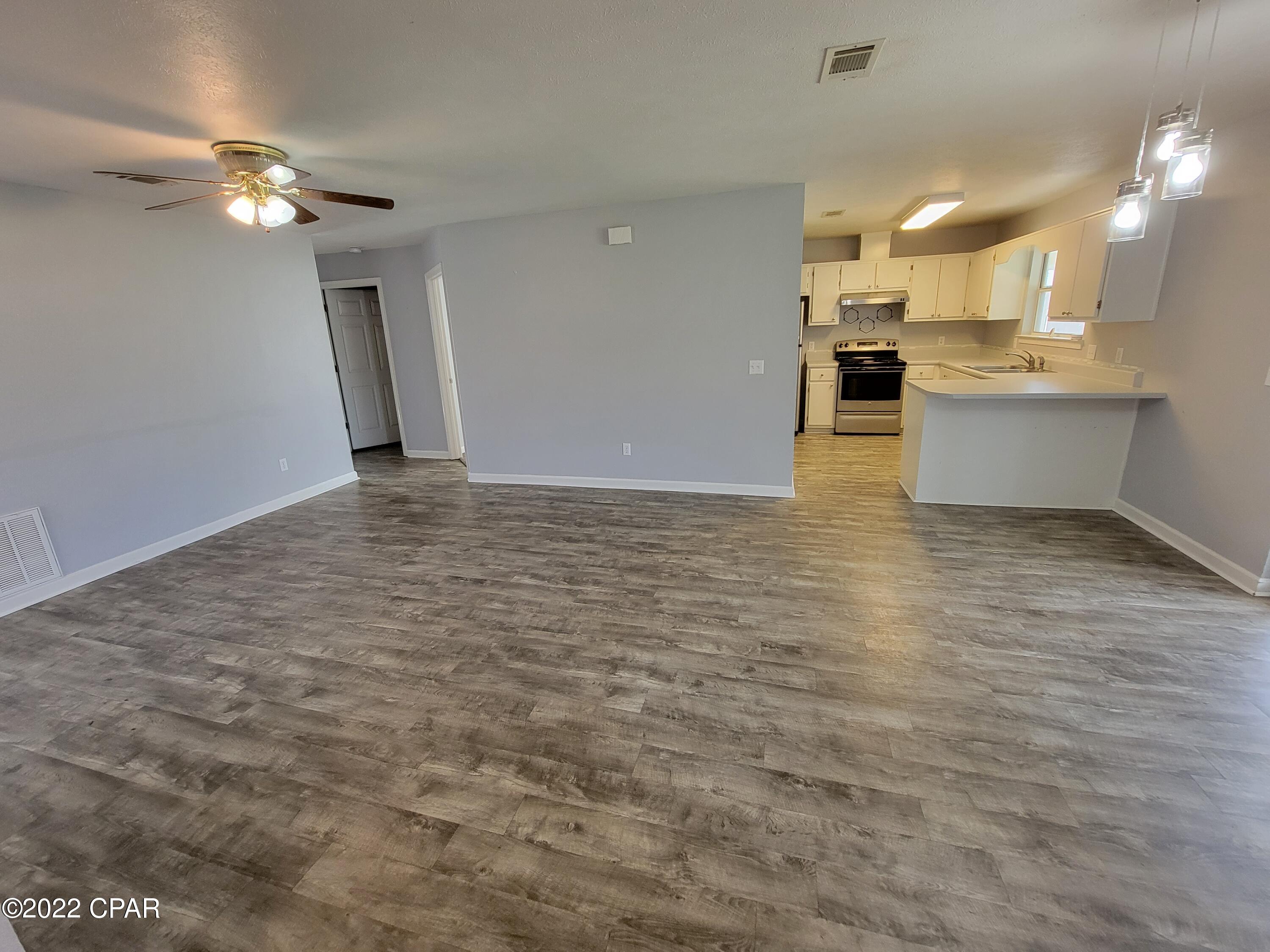 Pinetree Place - Residential