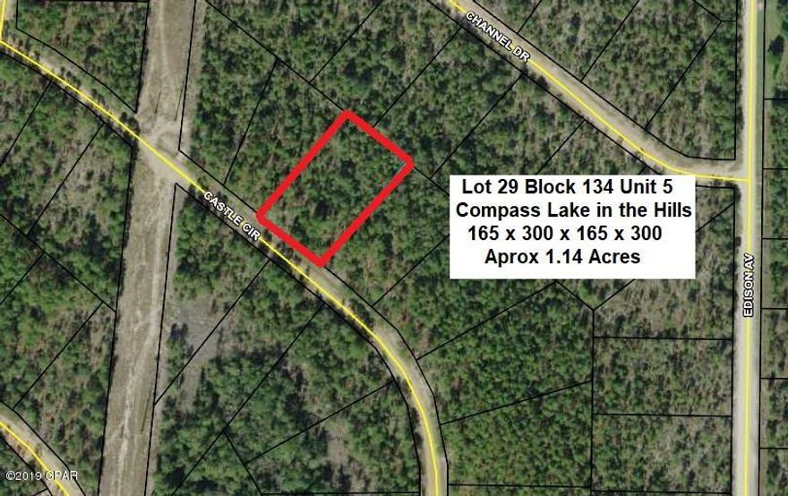 NICE 1+ ACRE HIGH & DRY LOT sloping gently up from the road to the North giving an expansive view from homesite. Conveniently located in the Compass Lake in the Hills development in NorthWest Florida about 15 minutes South of Interstate 10 at Marianna and about 40 minutes North of Panama City for Shopping, Restaurants, Entertainment, and Beautiful Gulf Beaches. As an owner in this development you have access to Private McCormick Lake for Swimming, Fishing, Canoeing, etc as well as the Main Lodge on Compass Lake with Swimming Pool, etc. Site Built or Modular Homes only in this area of Subdivision, no Mobile Homes.  ACT NOW to take advantage of this opportunity to buy at a GREAT PRICE !!