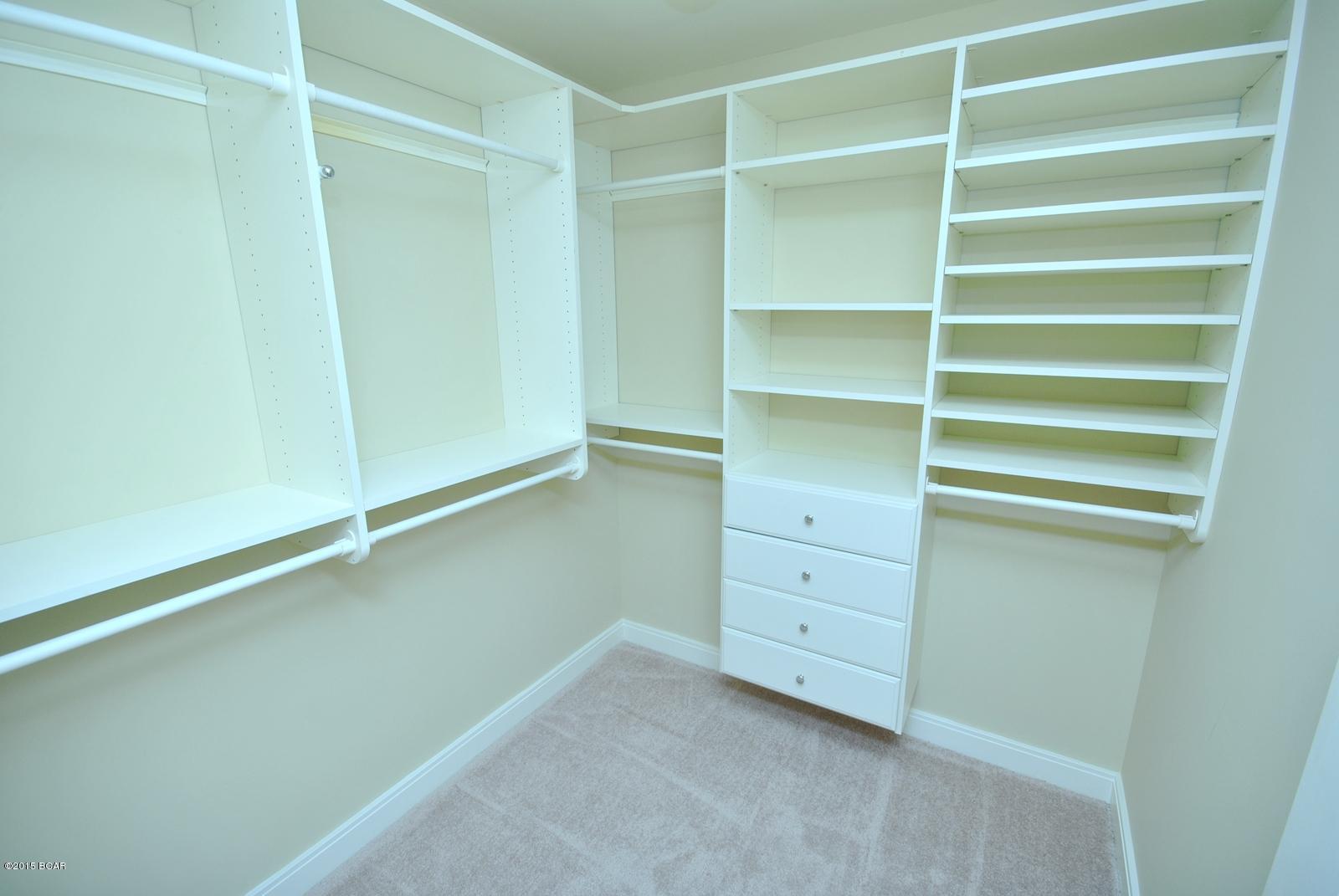 Lakeside Lodge At Prospect Pt - Residential