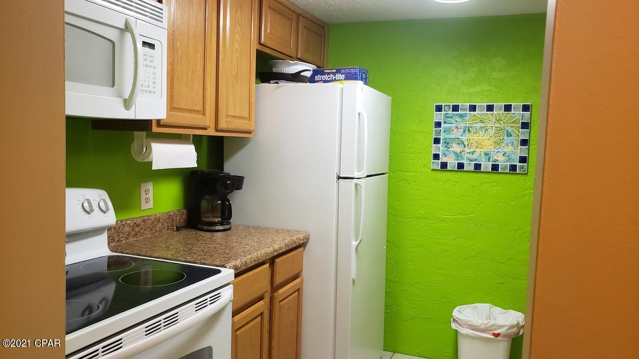 Grand Lagoon Cove Condominium - Residential