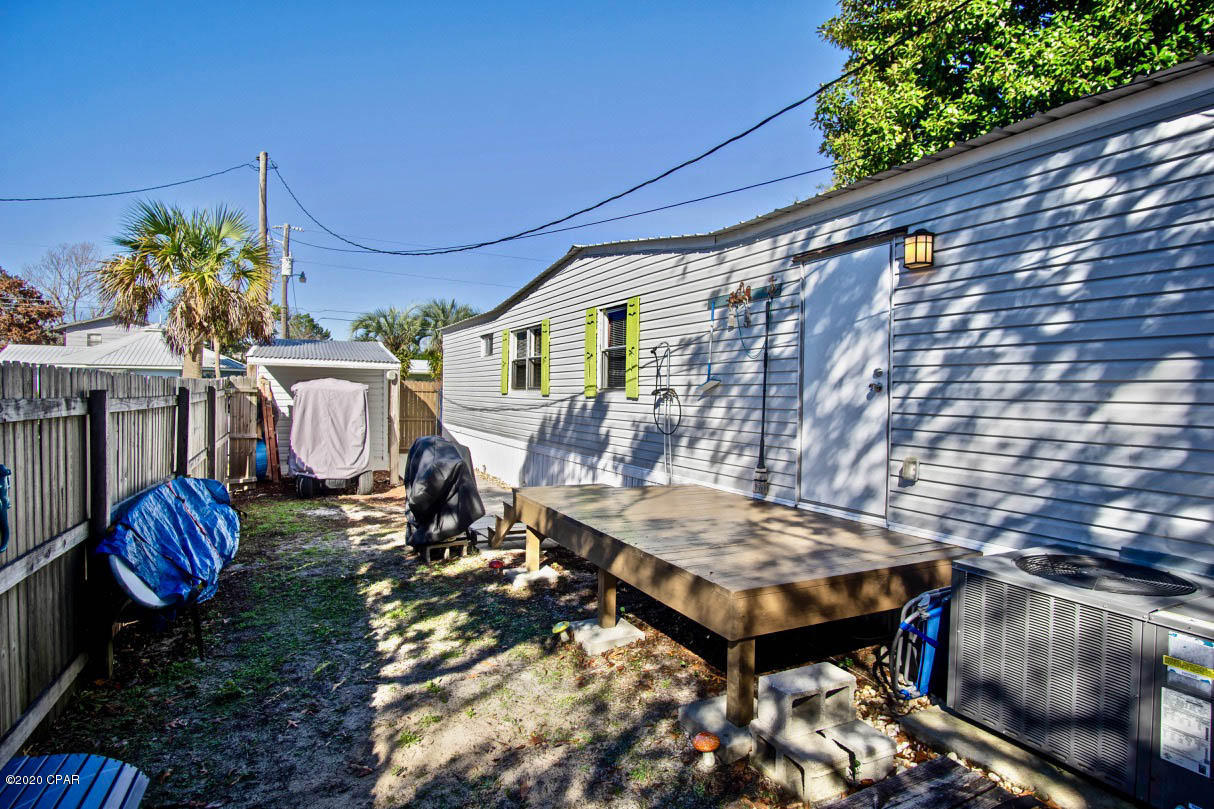 [No Recorded Subdiv] - Residential