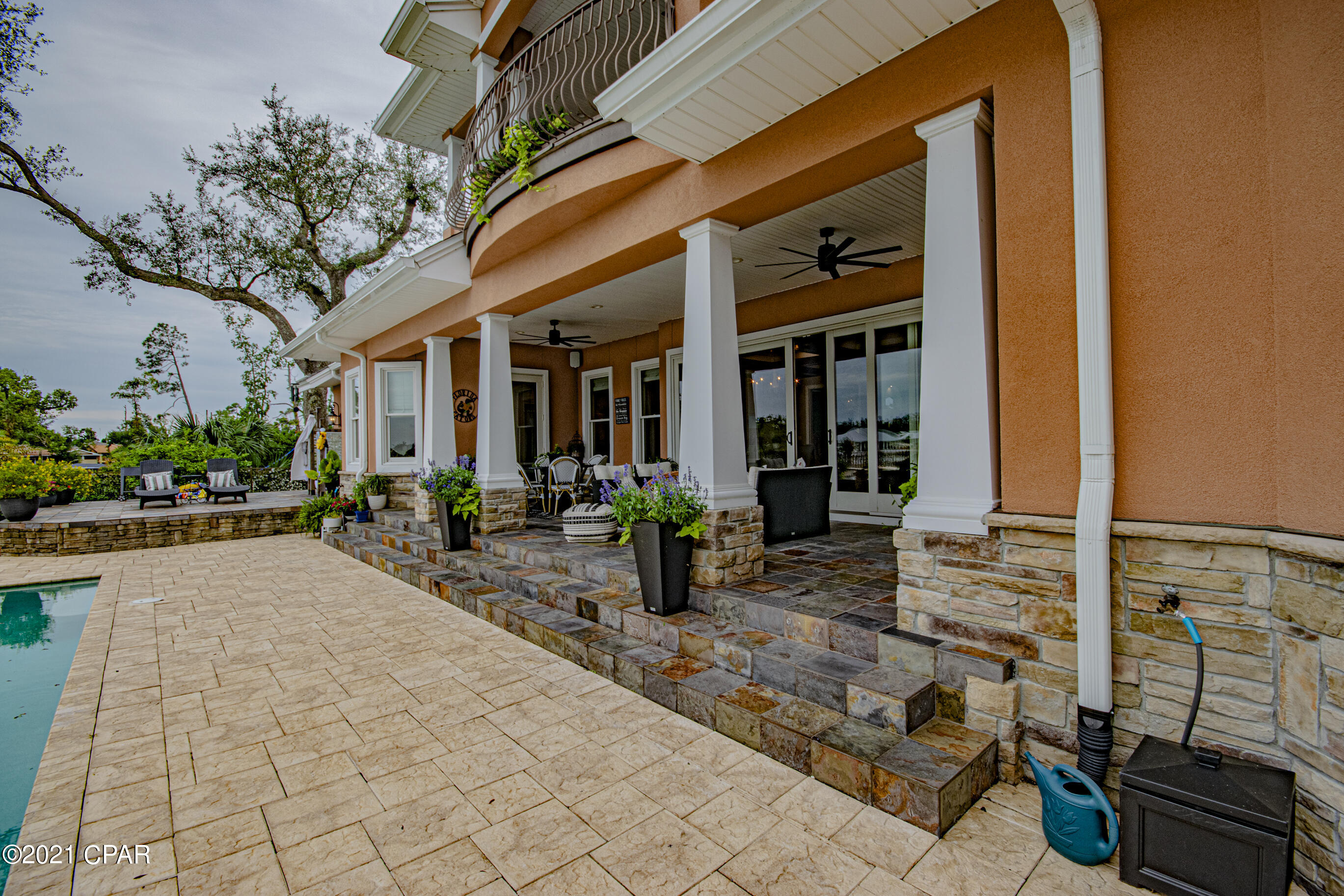 Cove Pointe - Residential