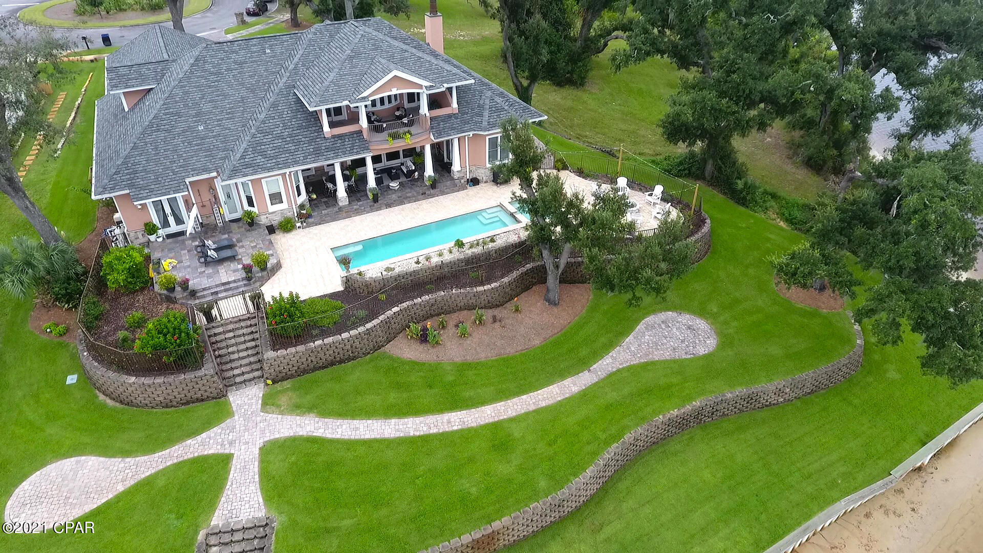 Cove Pointe - Residential