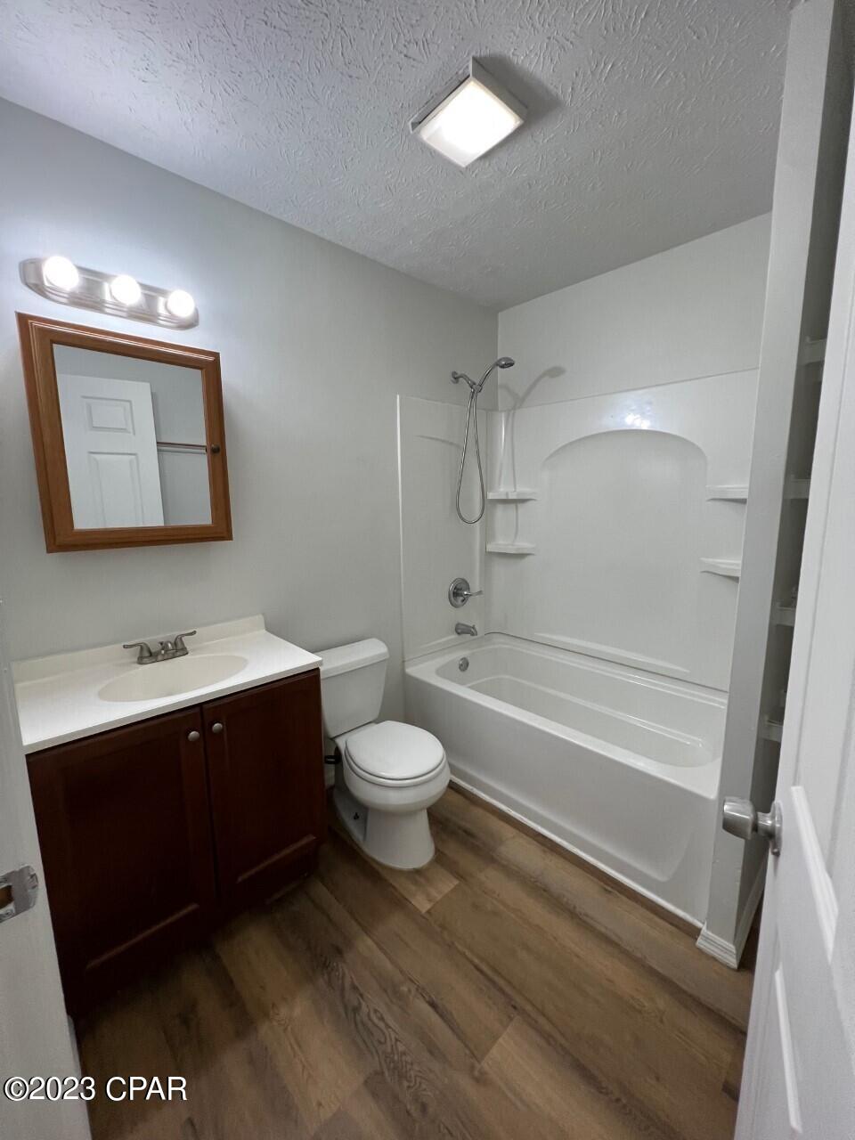 [No Recorded Subdiv] - Residential Lease