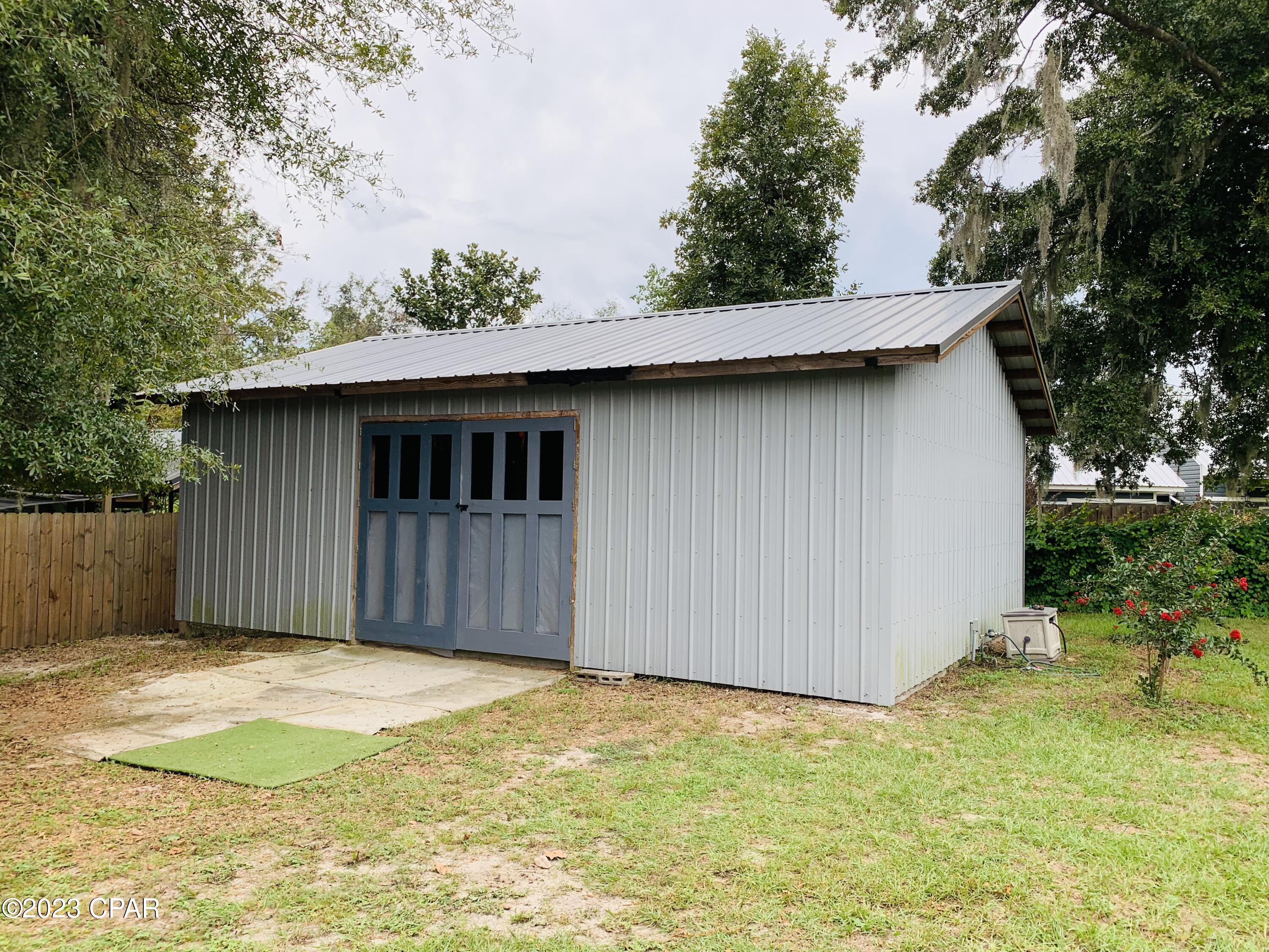 [No Recorded Subdiv] - Residential