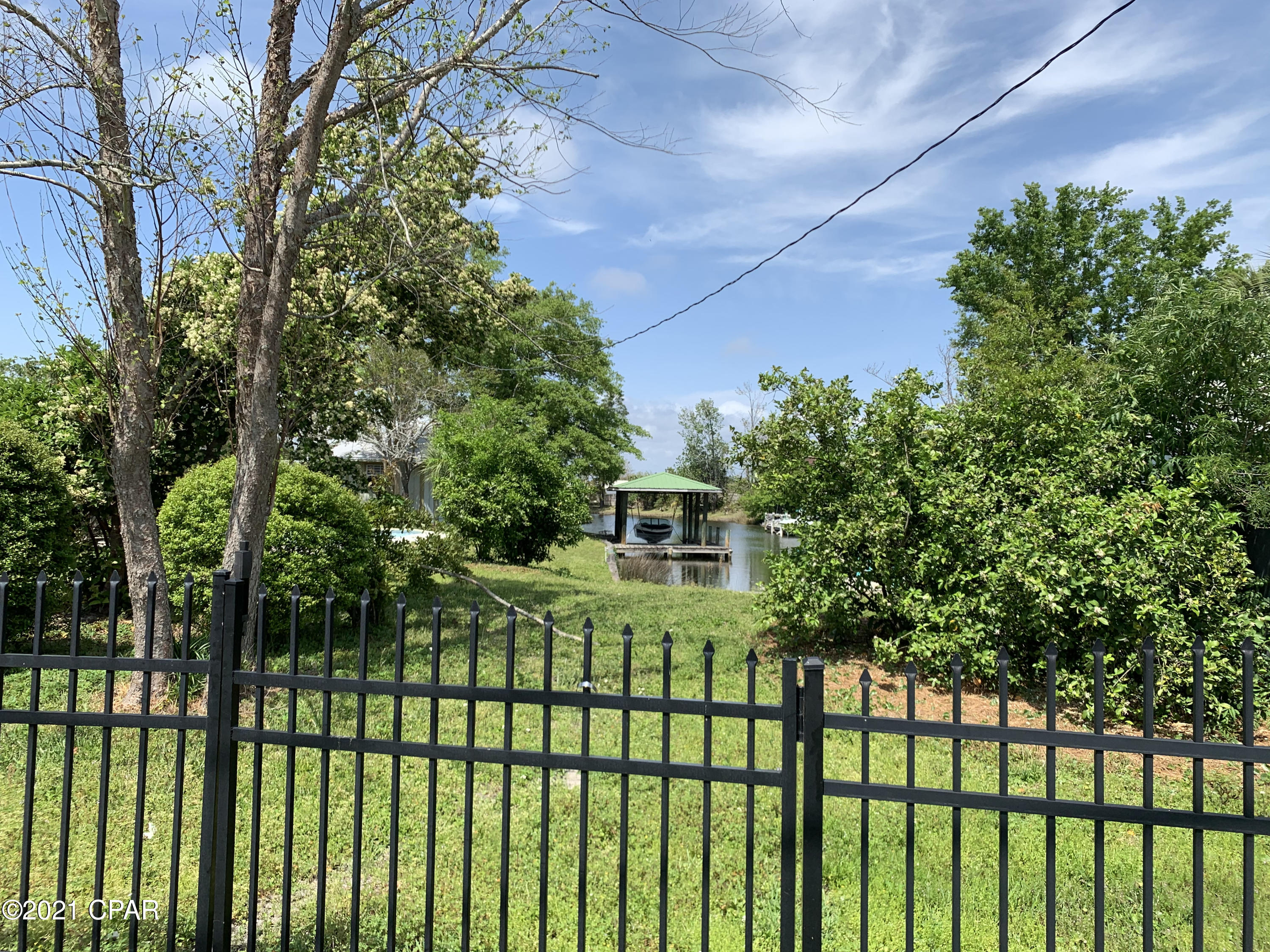 Baywood Shores Estates - Residential