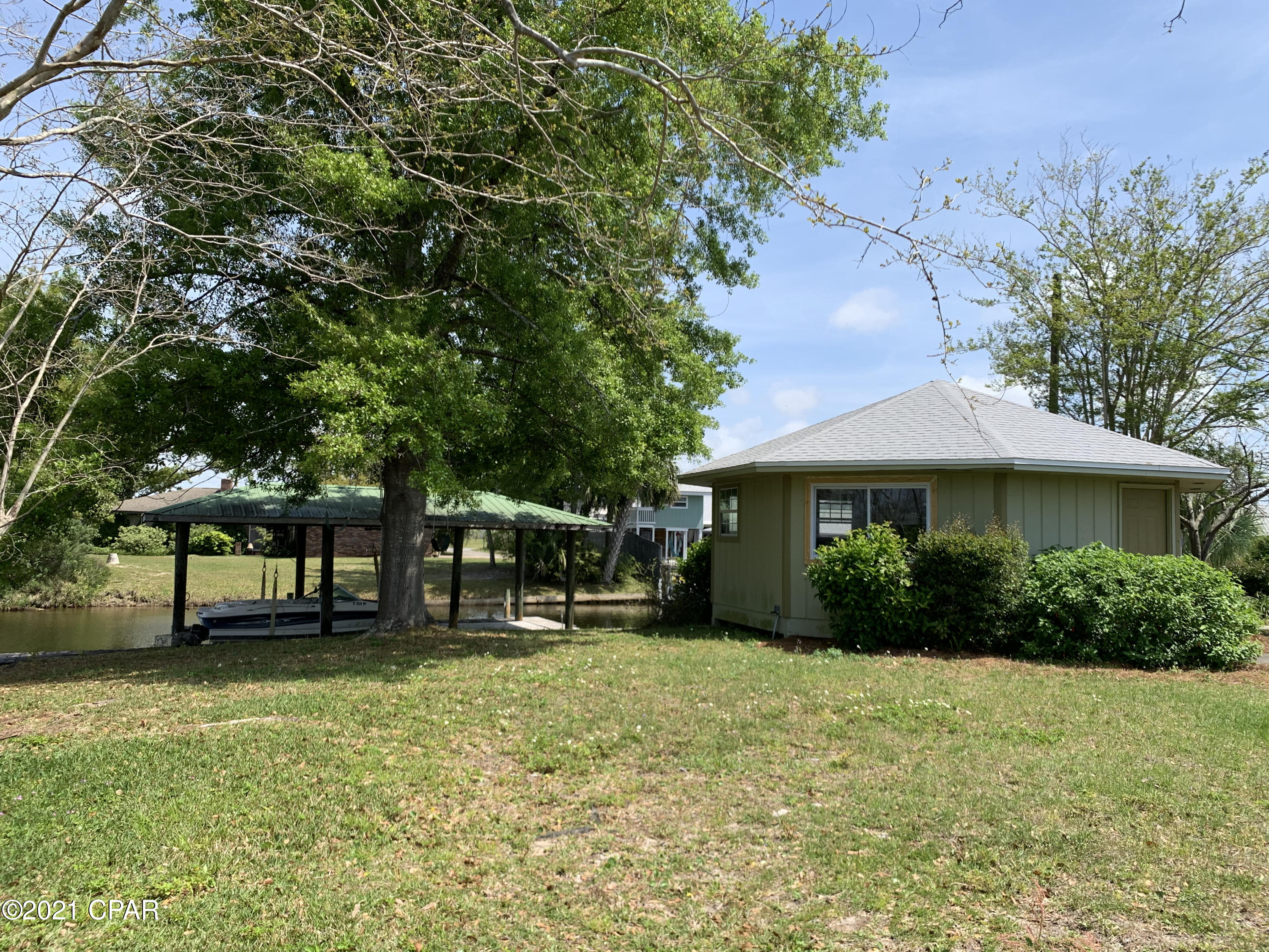 Baywood Shores Estates - Residential