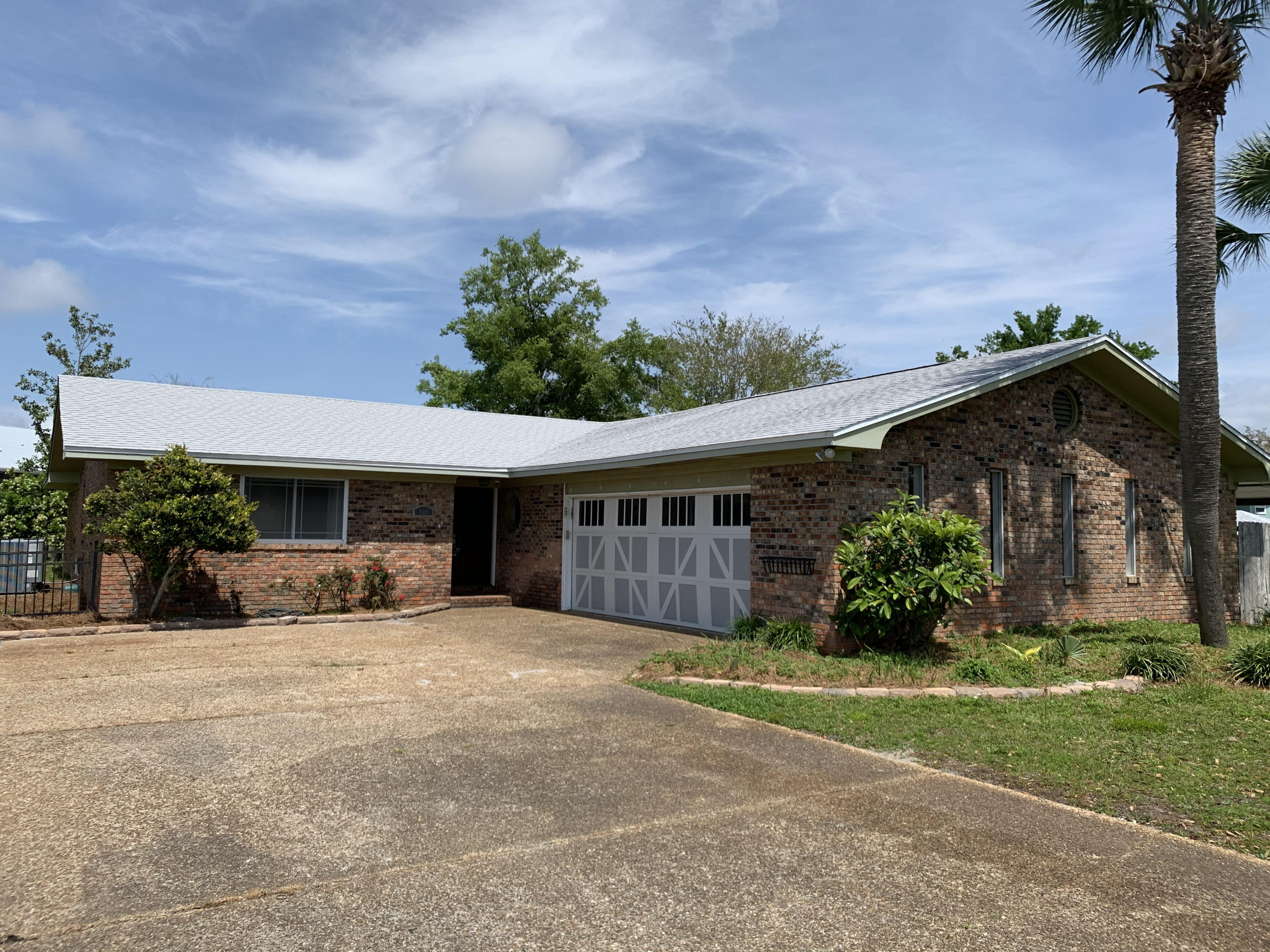 Baywood Shores Estates - Residential