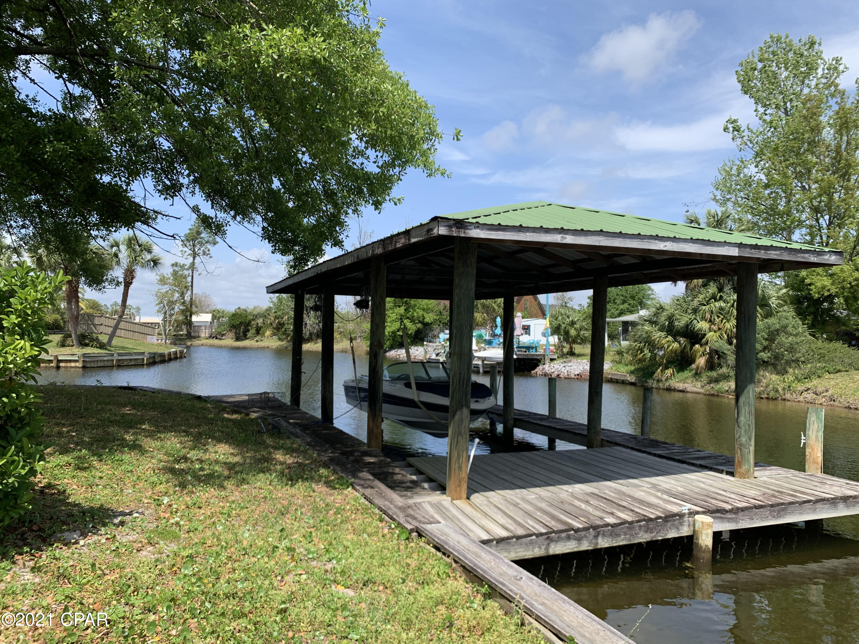 Baywood Shores Estates - Residential