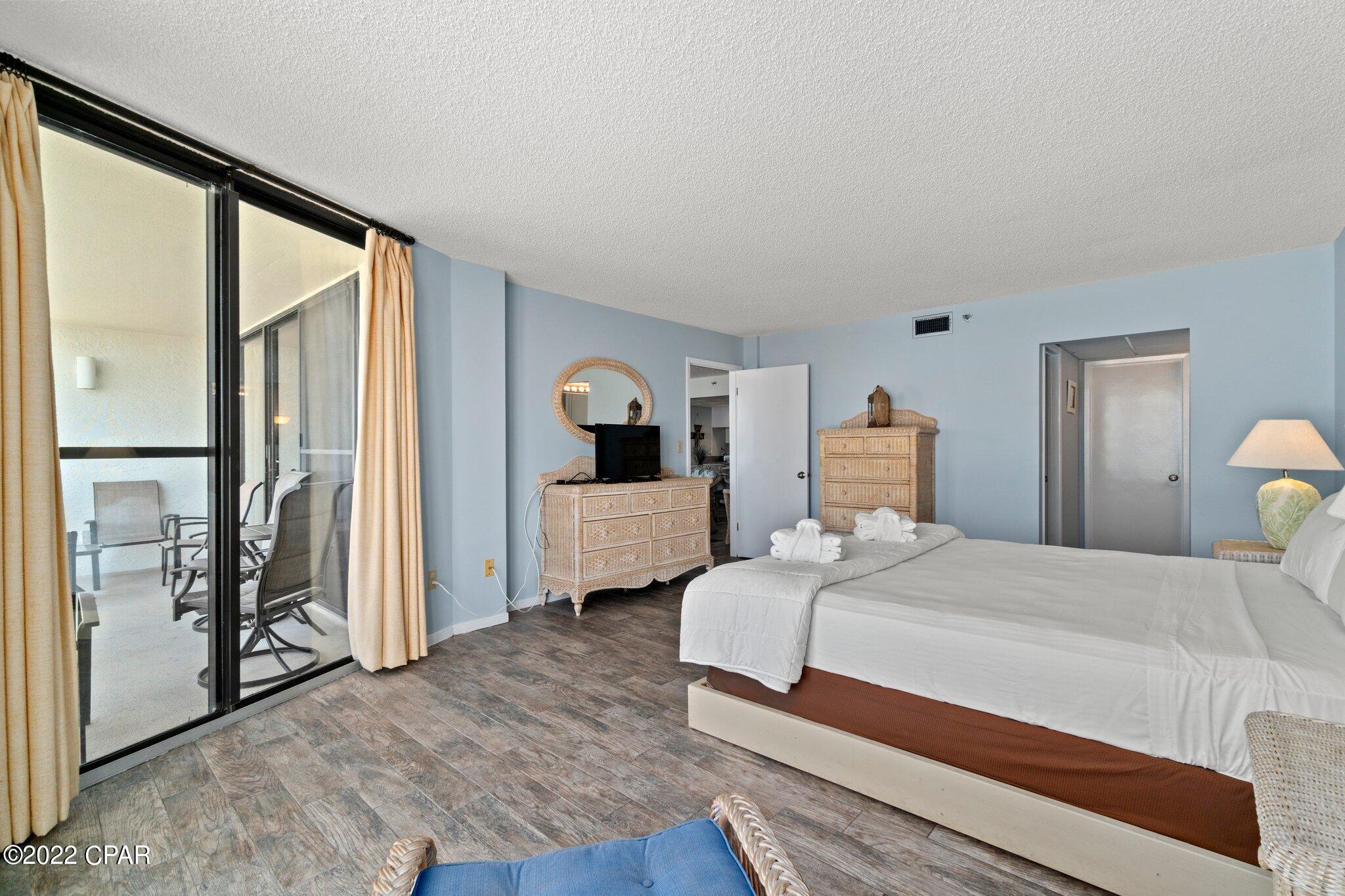 Edgewater Tower III - Residential