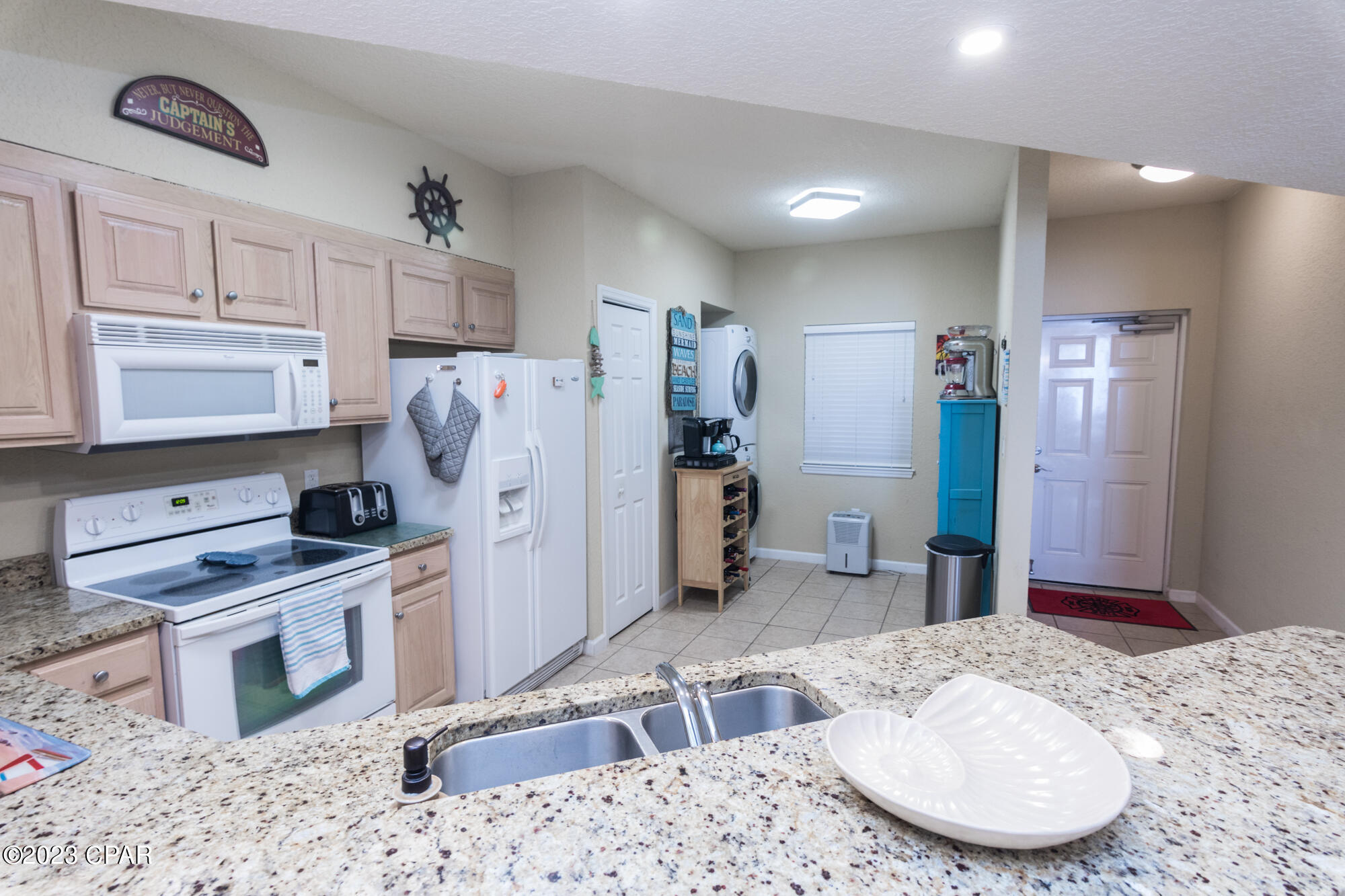 Hibiscus By The Bay - Residential