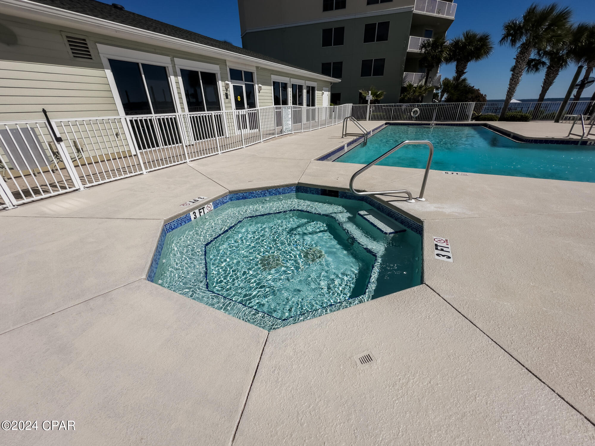 Hibiscus By The Bay - Residential