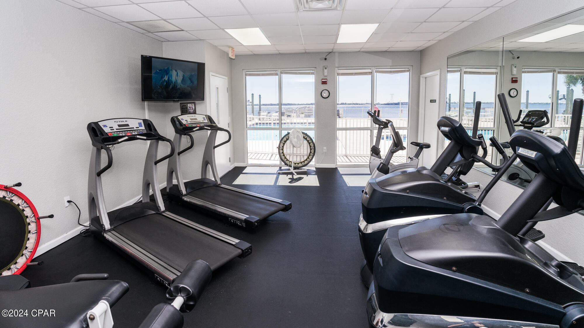 Hibiscus By The Bay - Residential