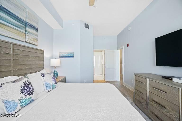 Calypso Towers III - Residential