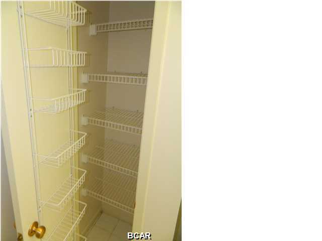 River Oaks Tennis Villas - Residential